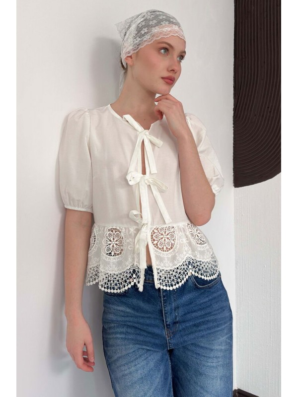 Önden Bağlamalı Brode Bluz - Krem | D2800 Topshow