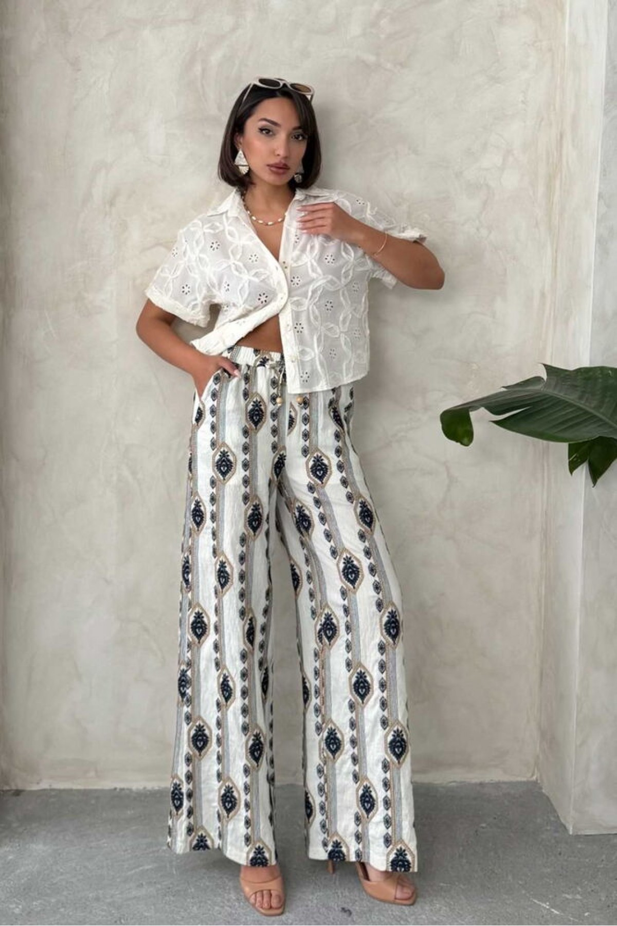 Embroidered Trousers 