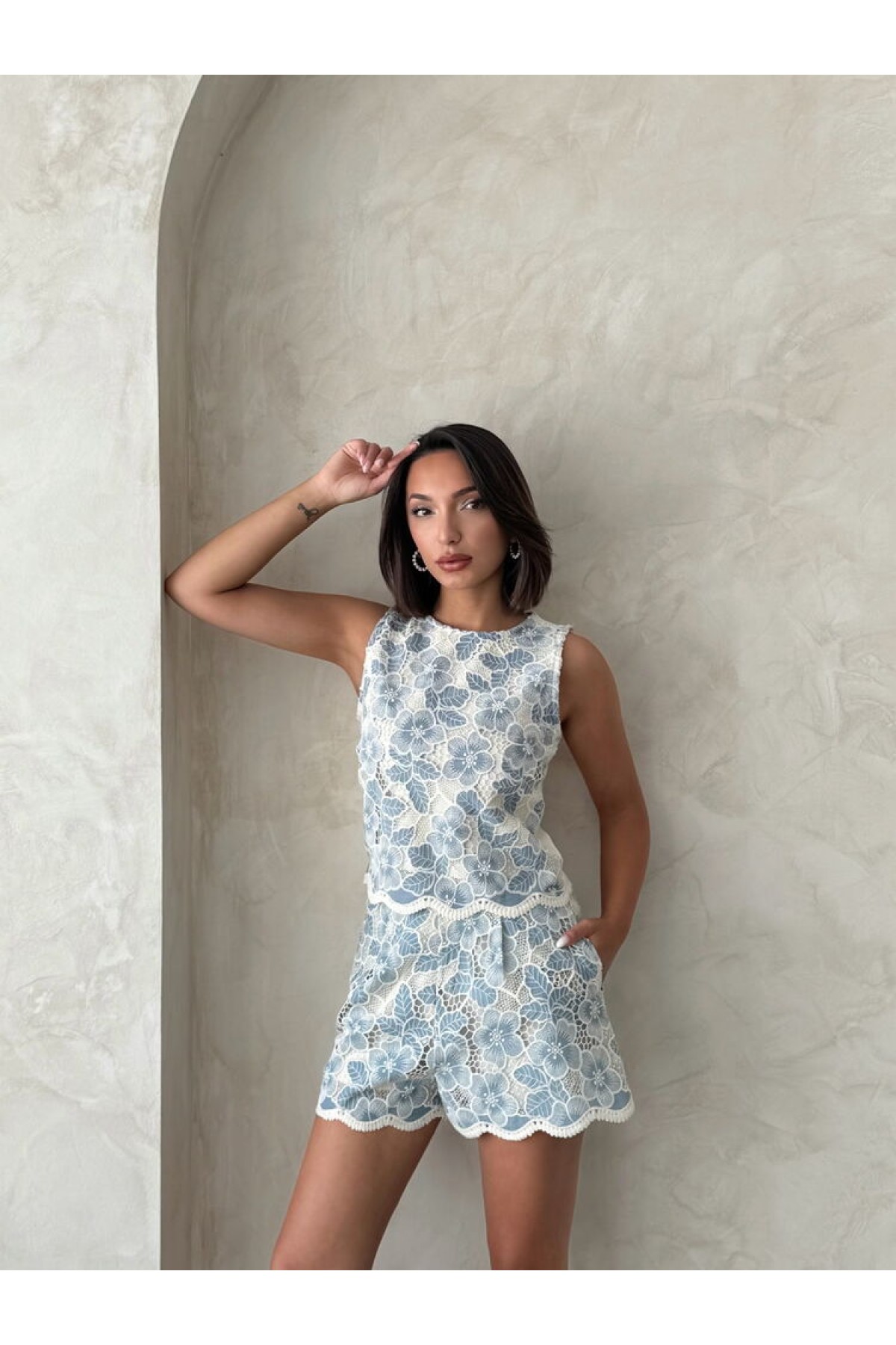 شورت دانتيل 