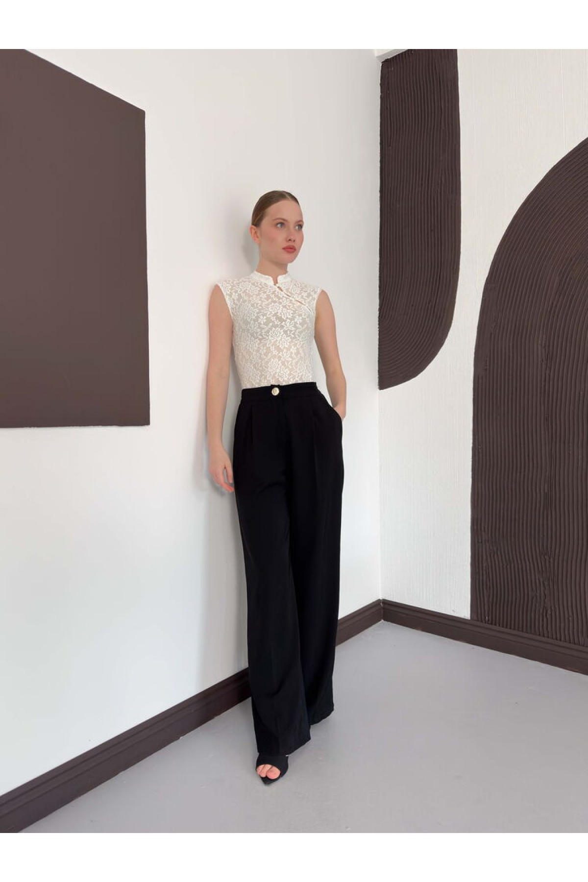 D 2997 KOLSUZ DANTEL BLUZ - KREM