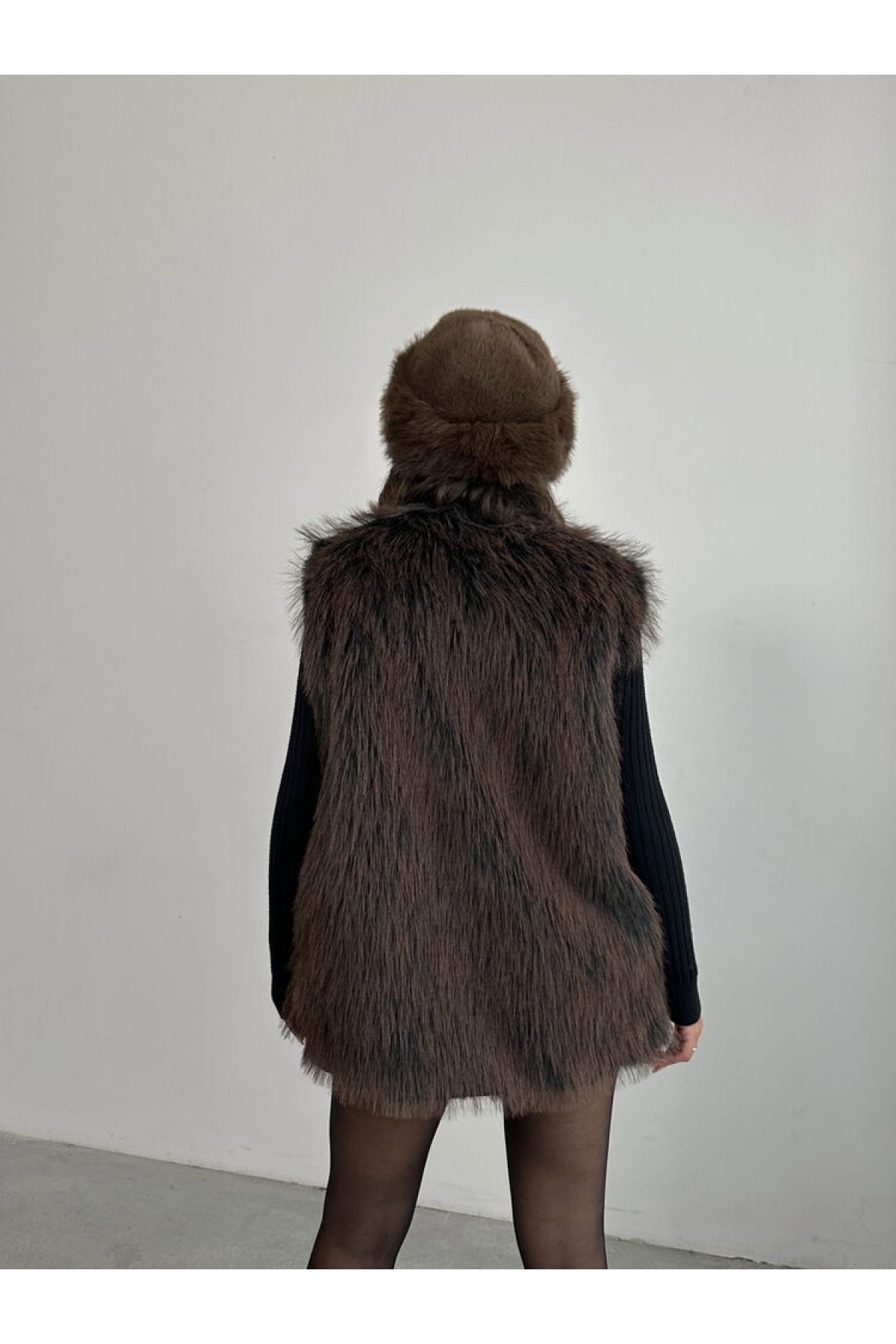 Topshow Yapay Kürk Kadın Toptan Yelek – Yumuşak Dokulu - Siyah | F2038