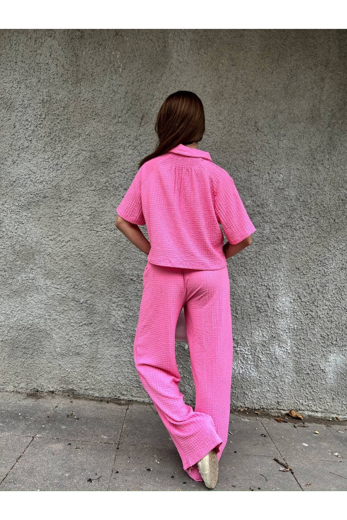 Krepon Kumaş Gömlekli Bol Paça Takım -Pembe