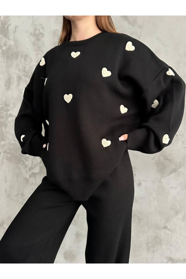 Kalp Detaylı Triko İkili Takım  -Mat Siyah