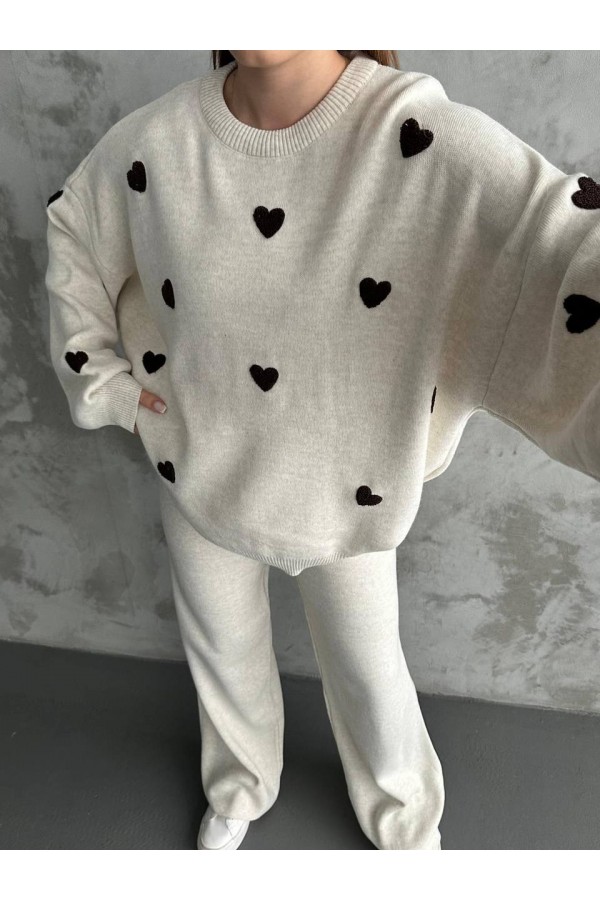 Kalp Detaylı Triko İkili Takım  -Bej