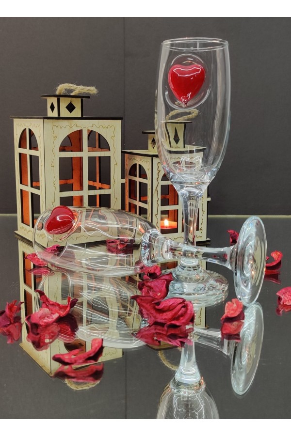 Kırmızı Kalp Detaylı Kokteyl Kadehi -Kırmızı