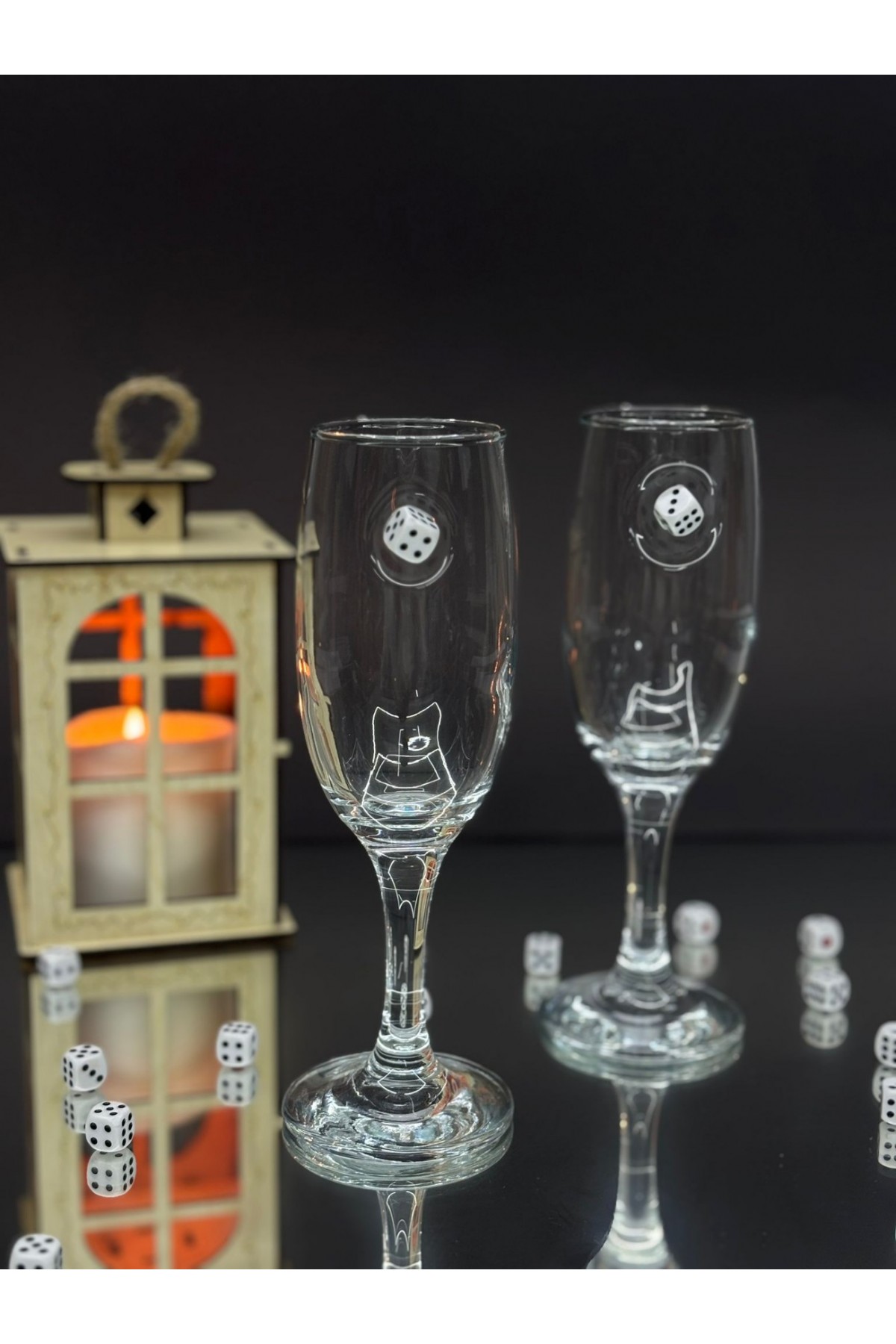 Zar Detaylı Kokteyl Kadehi -Beyaz