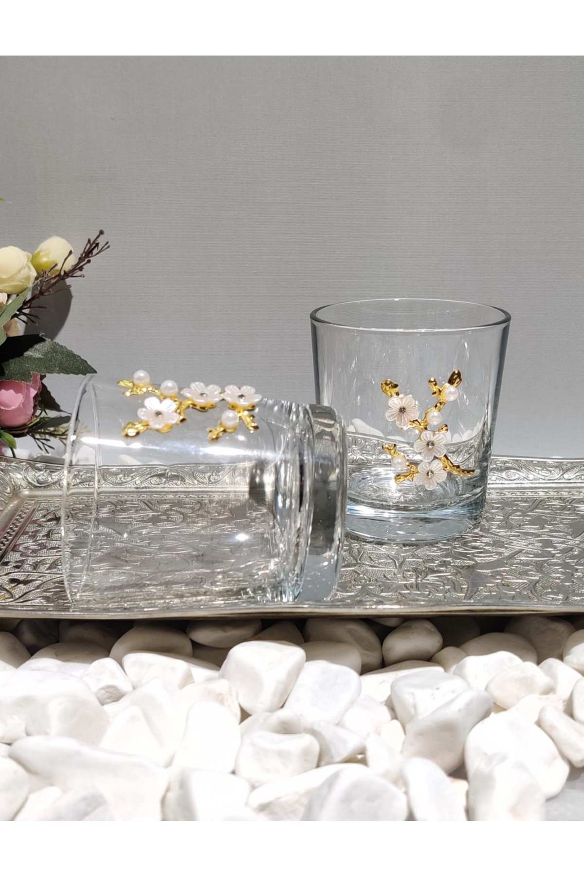 Spring Branch Set of 2 Glasses -White