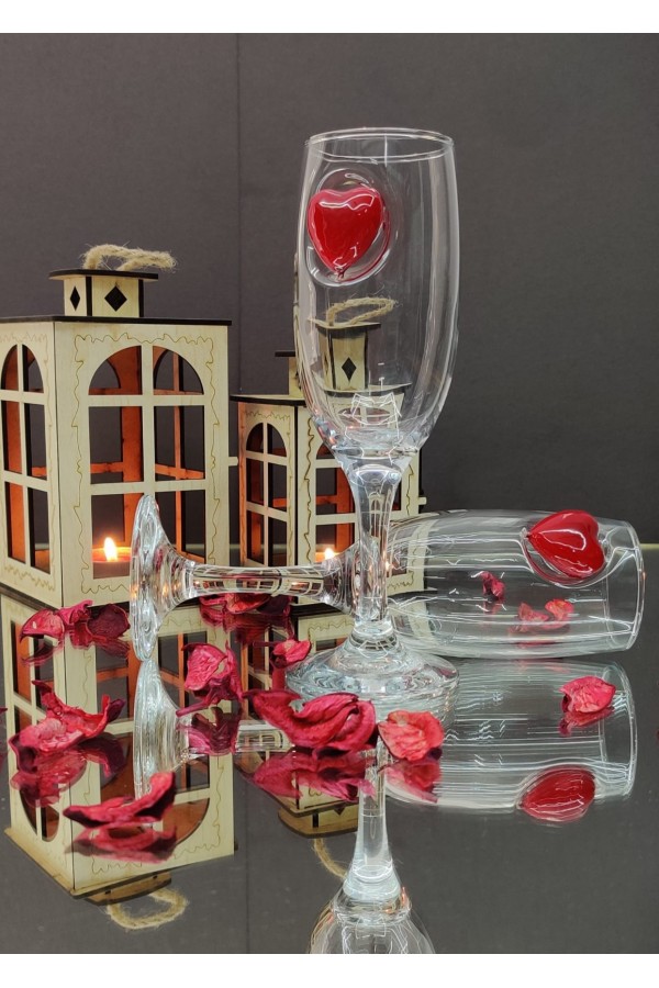 Kırmızı Kalp Detaylı Kokteyl Kadehi -Kırmızı