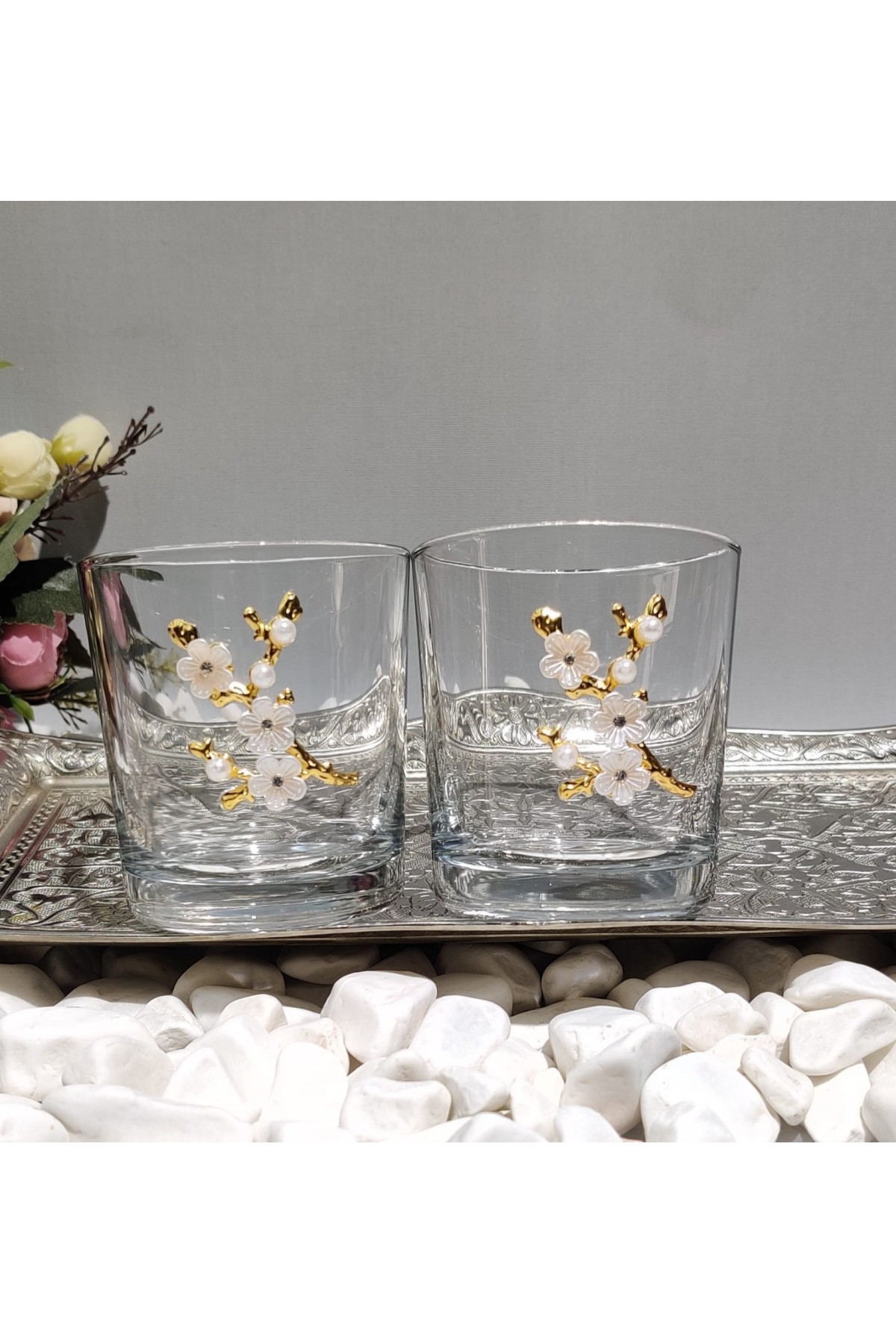 Spring Branch Set of 2 Glasses -White