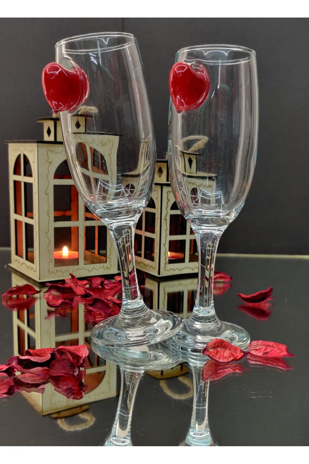 Kırmızı Dikey Kalp Kokteyl Kadehi -Kırmızı