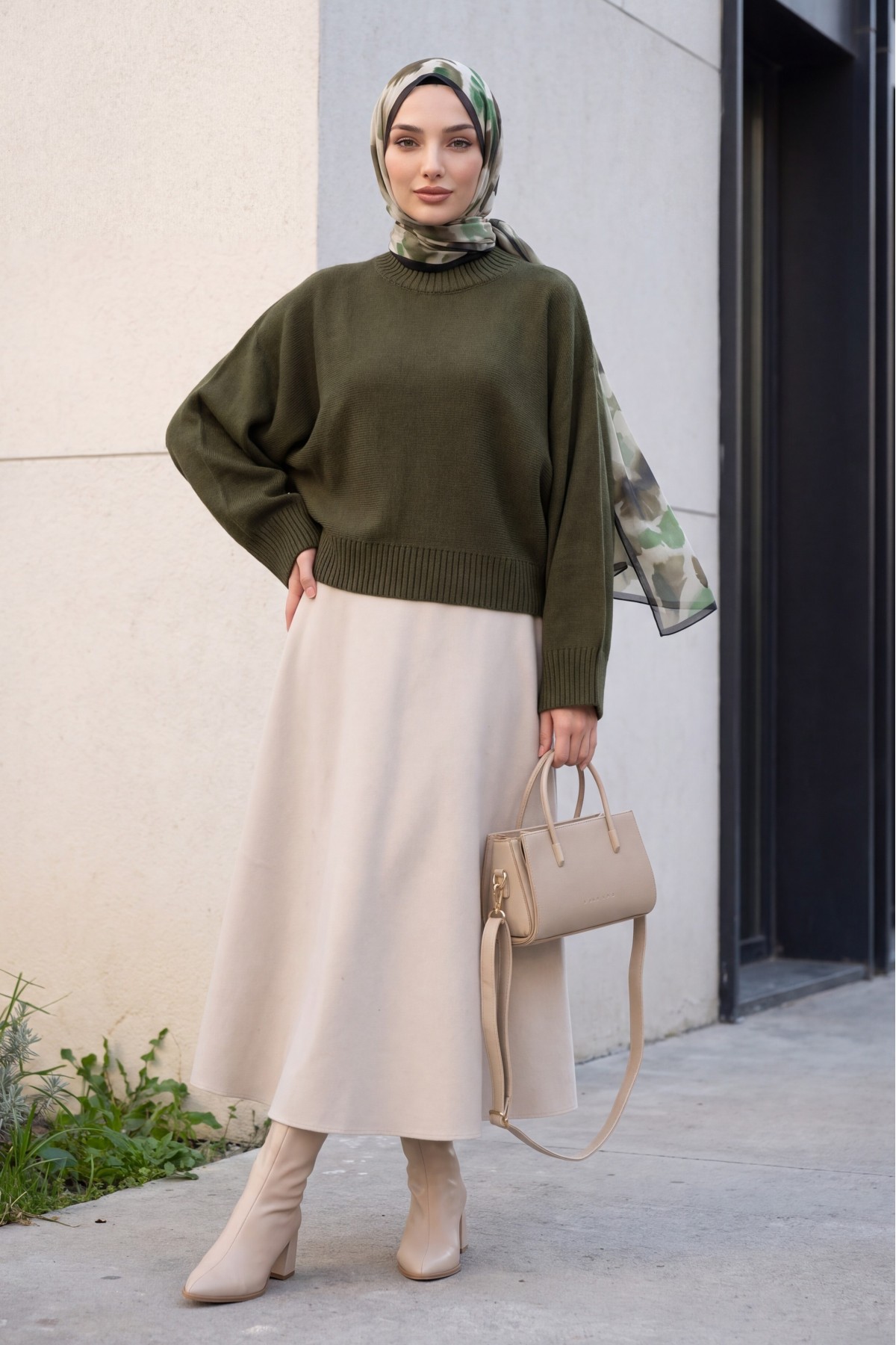Half   -Khaki