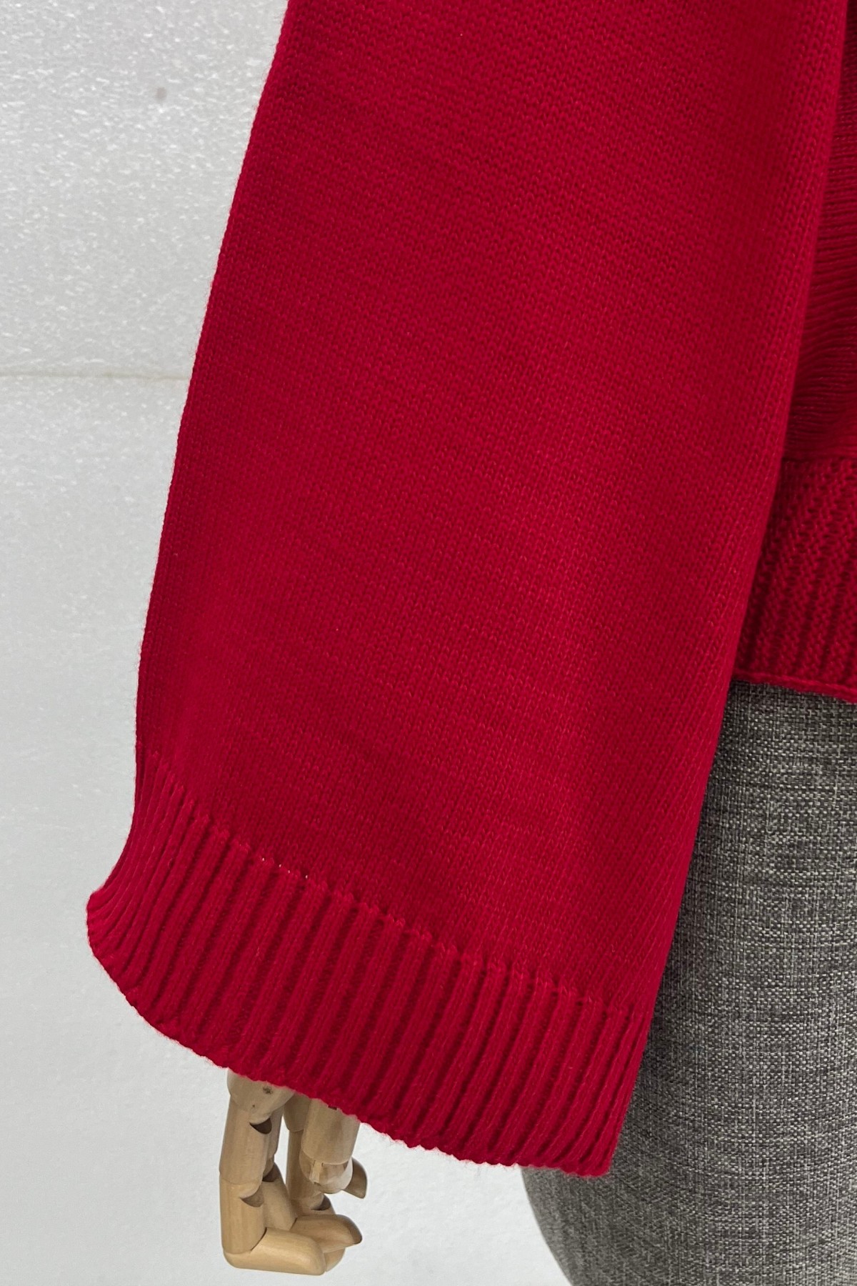 Half   -Red