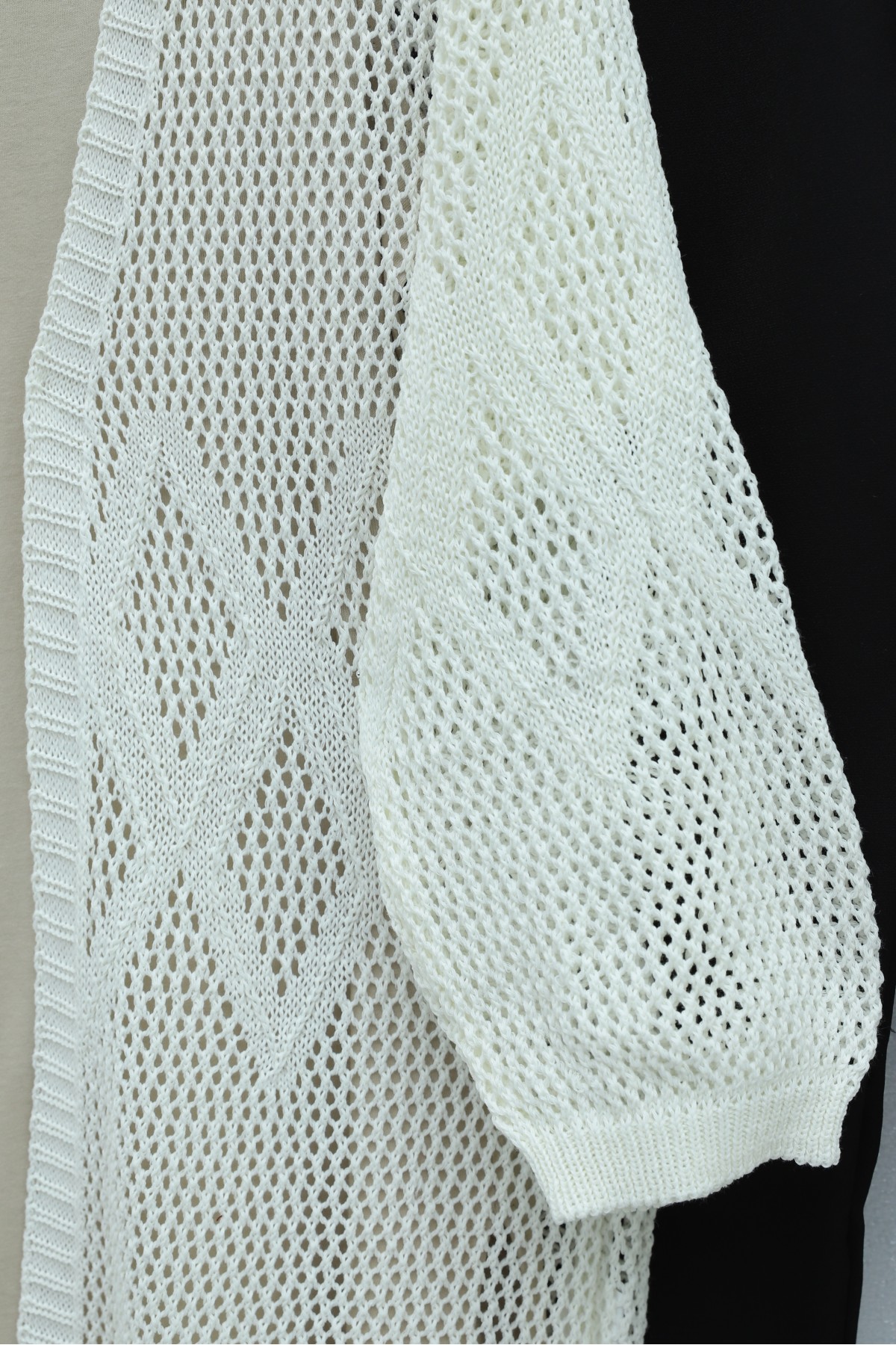 Baklava Patterned Openwork Knit Cardigan -White