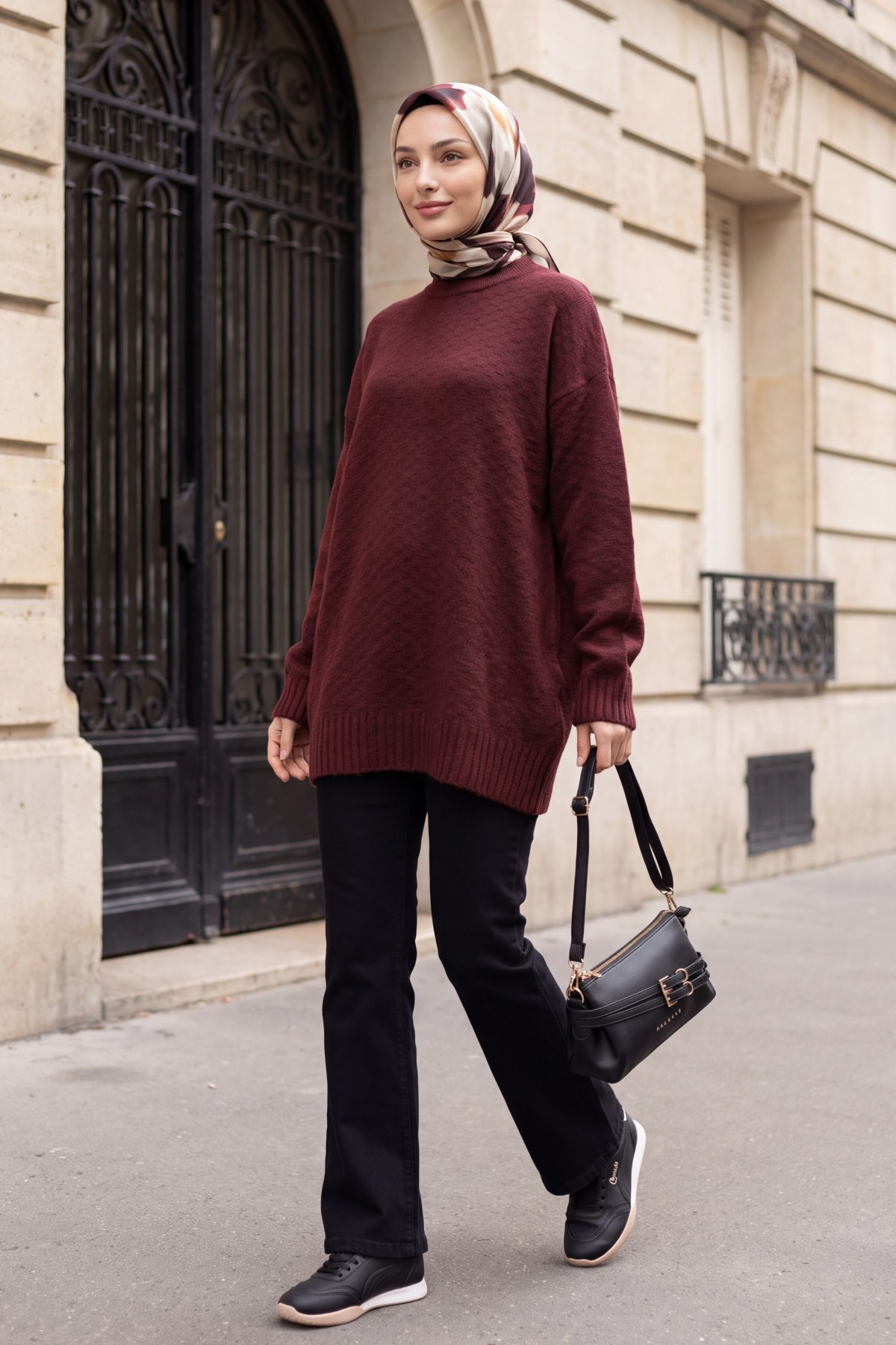 Round Neck Ribbed Loose Knit Tunic -Maroon