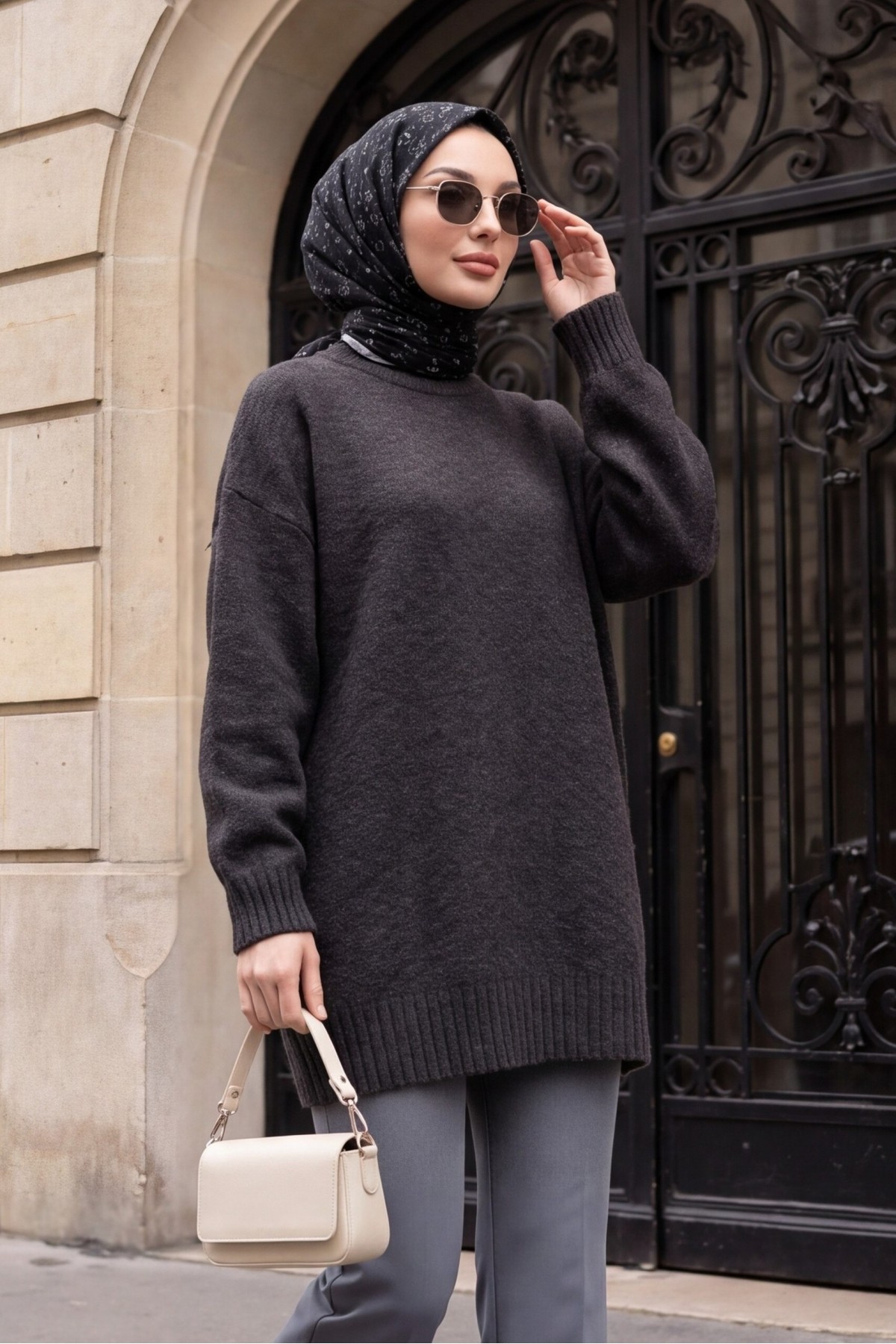 Round Neck Ribbed Loose Knit Tunic -Anthracite