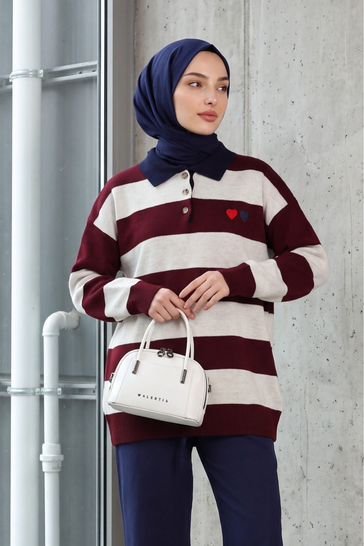Gömlek Yaka Düğmeli Kalp Nakışlı Triko Tunik -Bordo