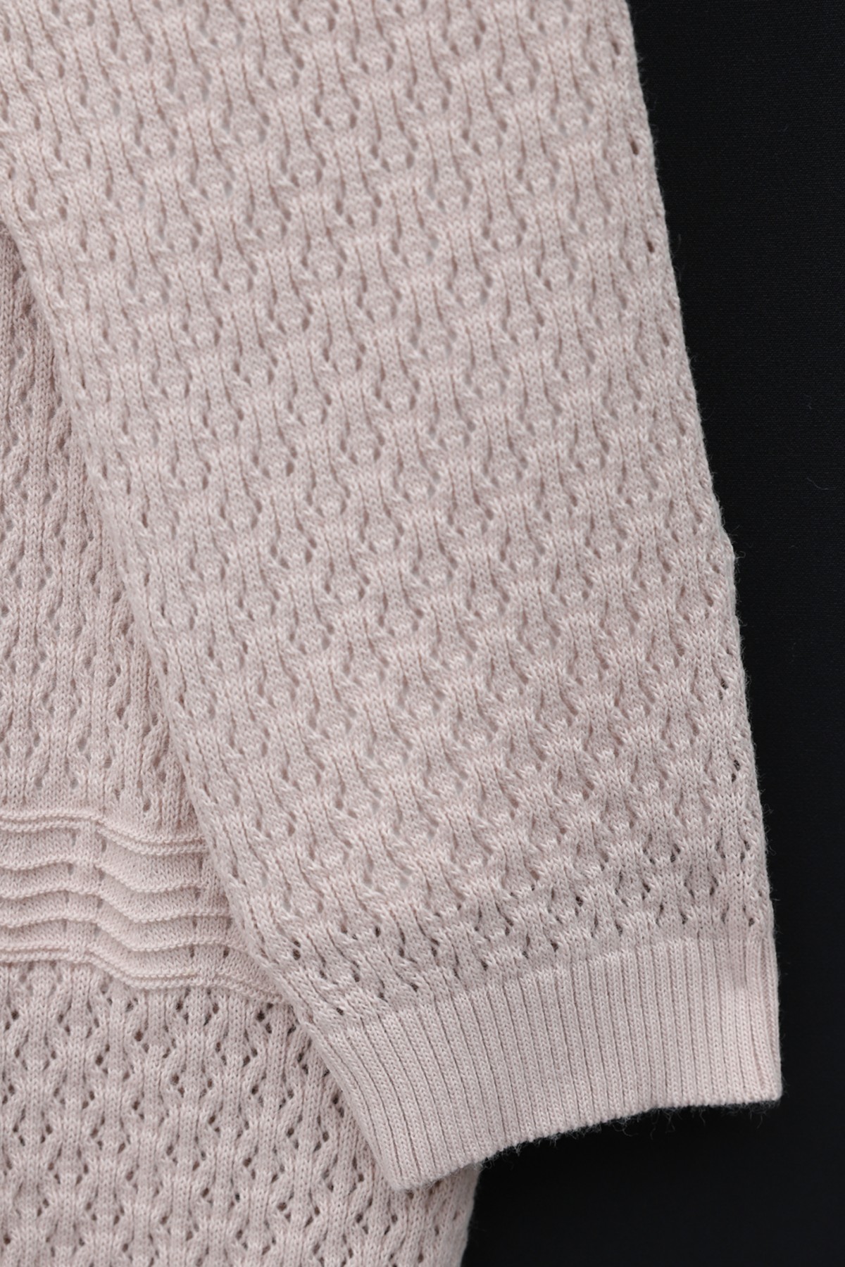 كارديجان محبوك بنمط مموج مفتوح -بودرة