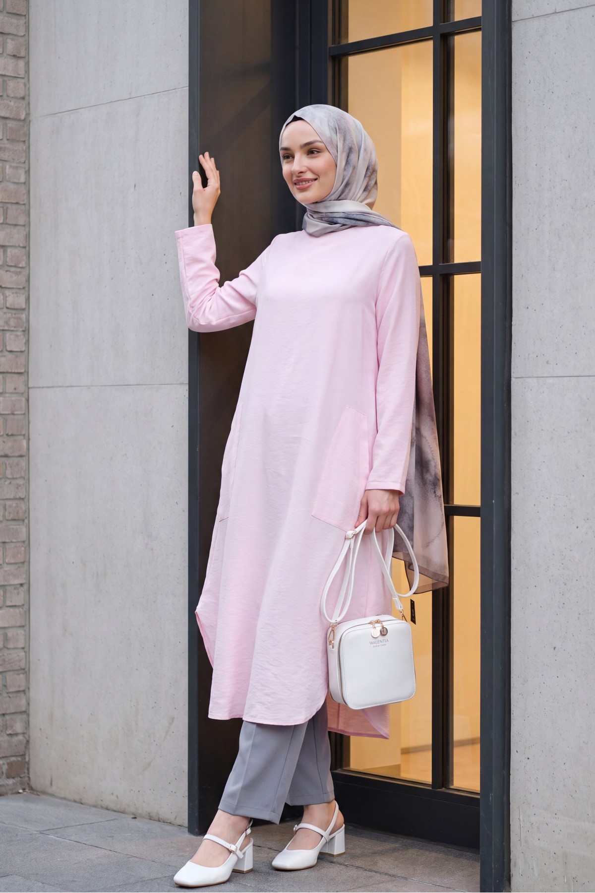 Long Rayon Tunic with Pockets and Side Slits -Powder