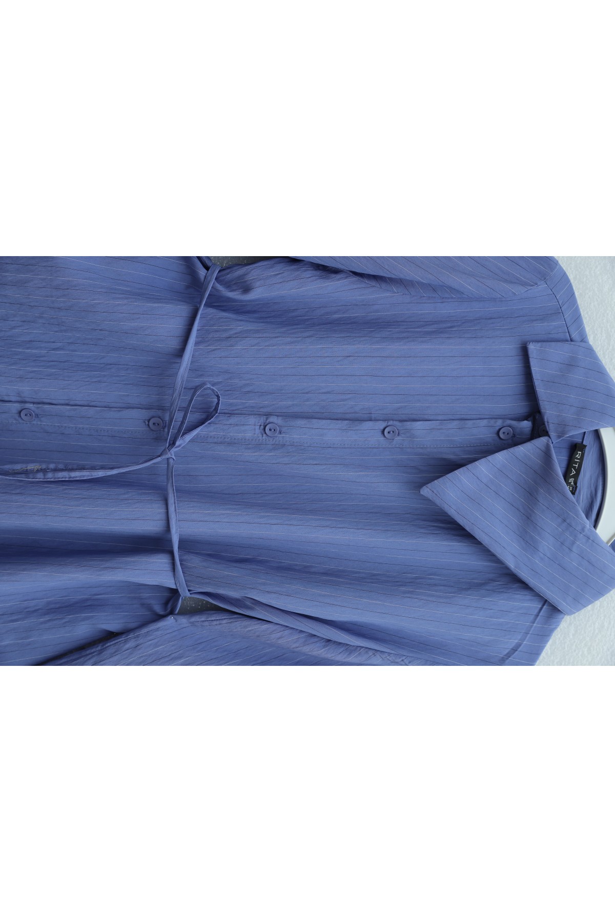 Yandan Yakalı Boydan Düğmeli Çizgili Bağcıklı Krinkıl Gömlek -İndigo
