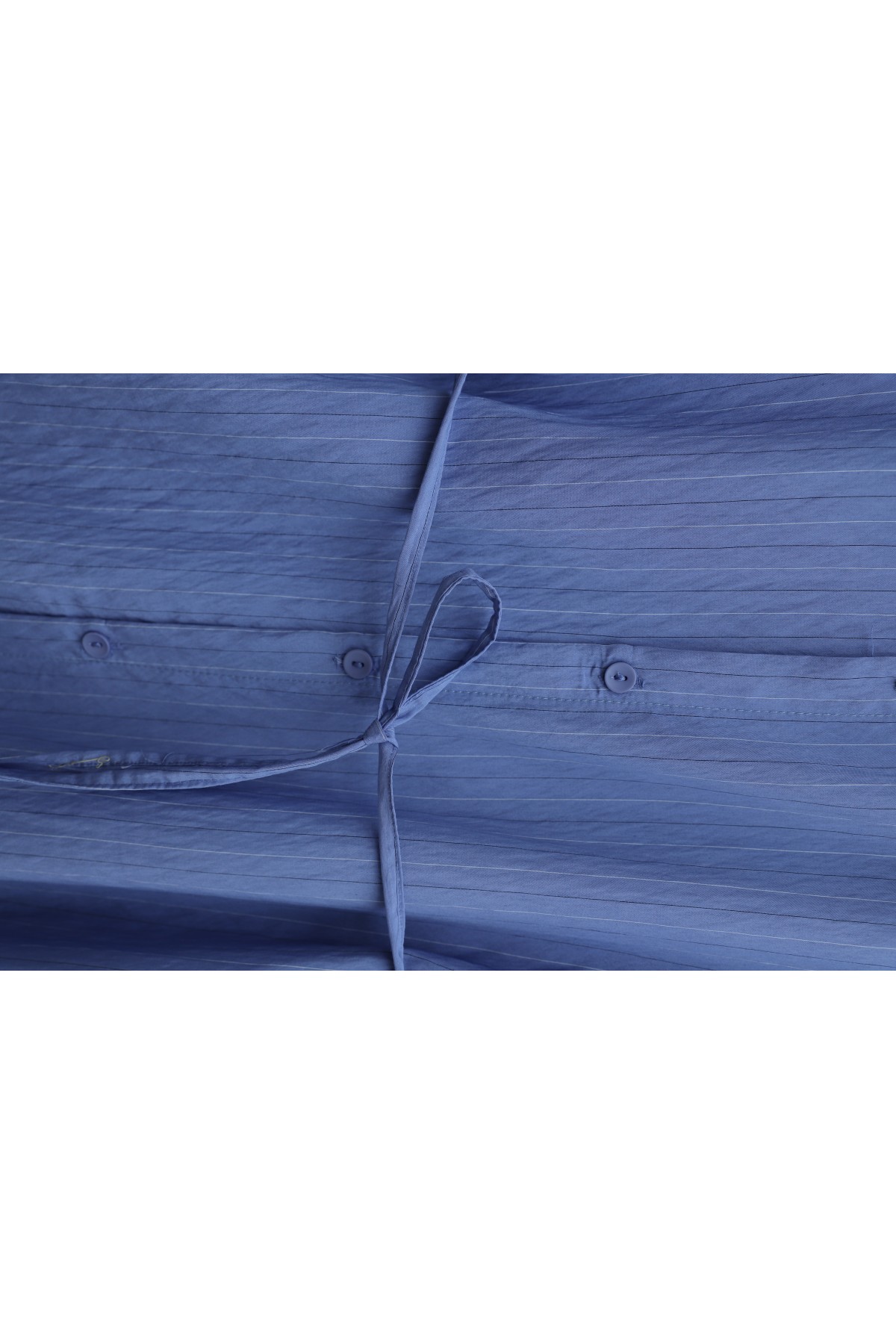 Yandan Yakalı Boydan Düğmeli Çizgili Bağcıklı Krinkıl Gömlek -İndigo