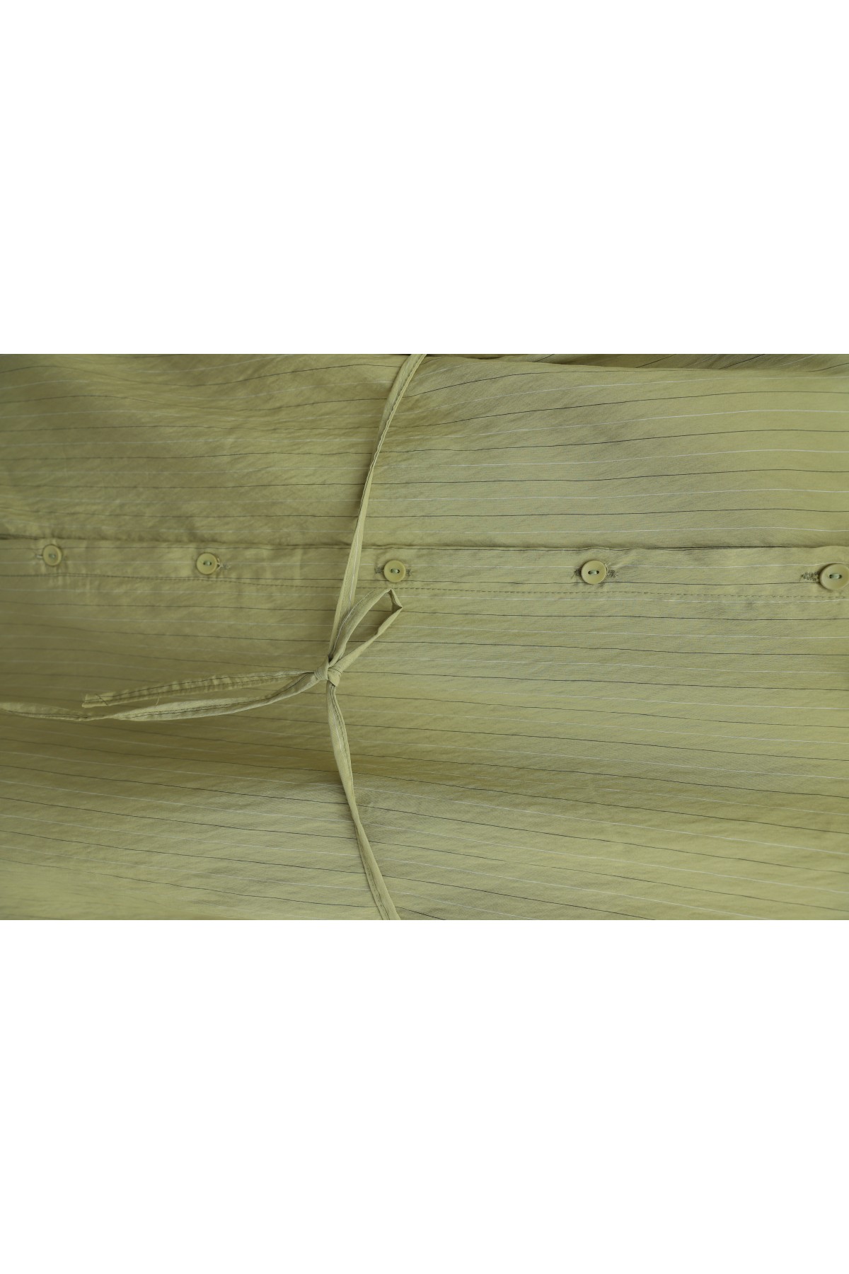 Yandan Yakalı Boydan Düğmeli Çizgili Bağcıklı Krinkıl Gömlek -Yağ Yeşili