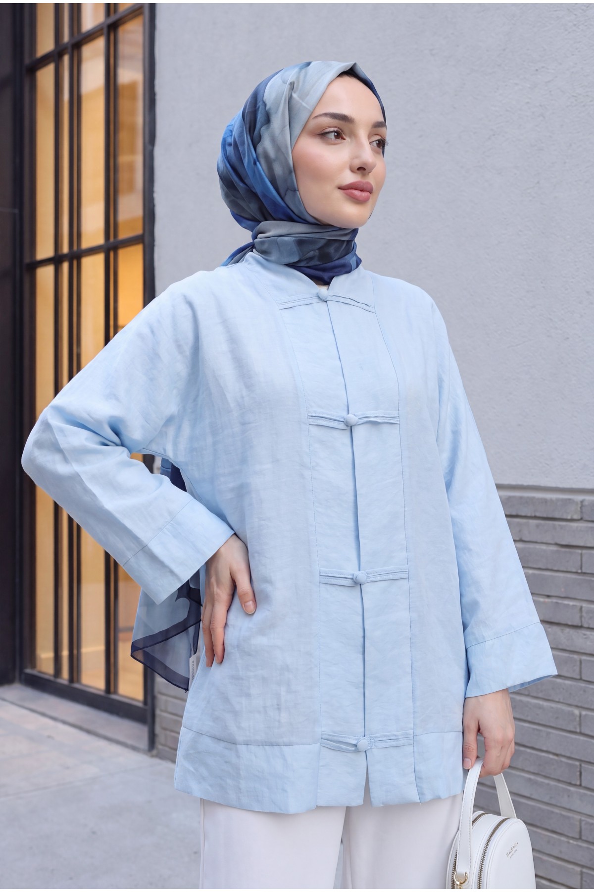 V-Neck Organza Voile Oversize Kimono with Piping Buttons -Baby Blue