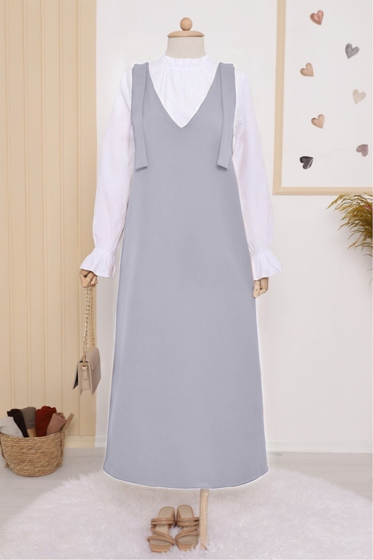 Long Gilet With Tied Shoulders      -Grey