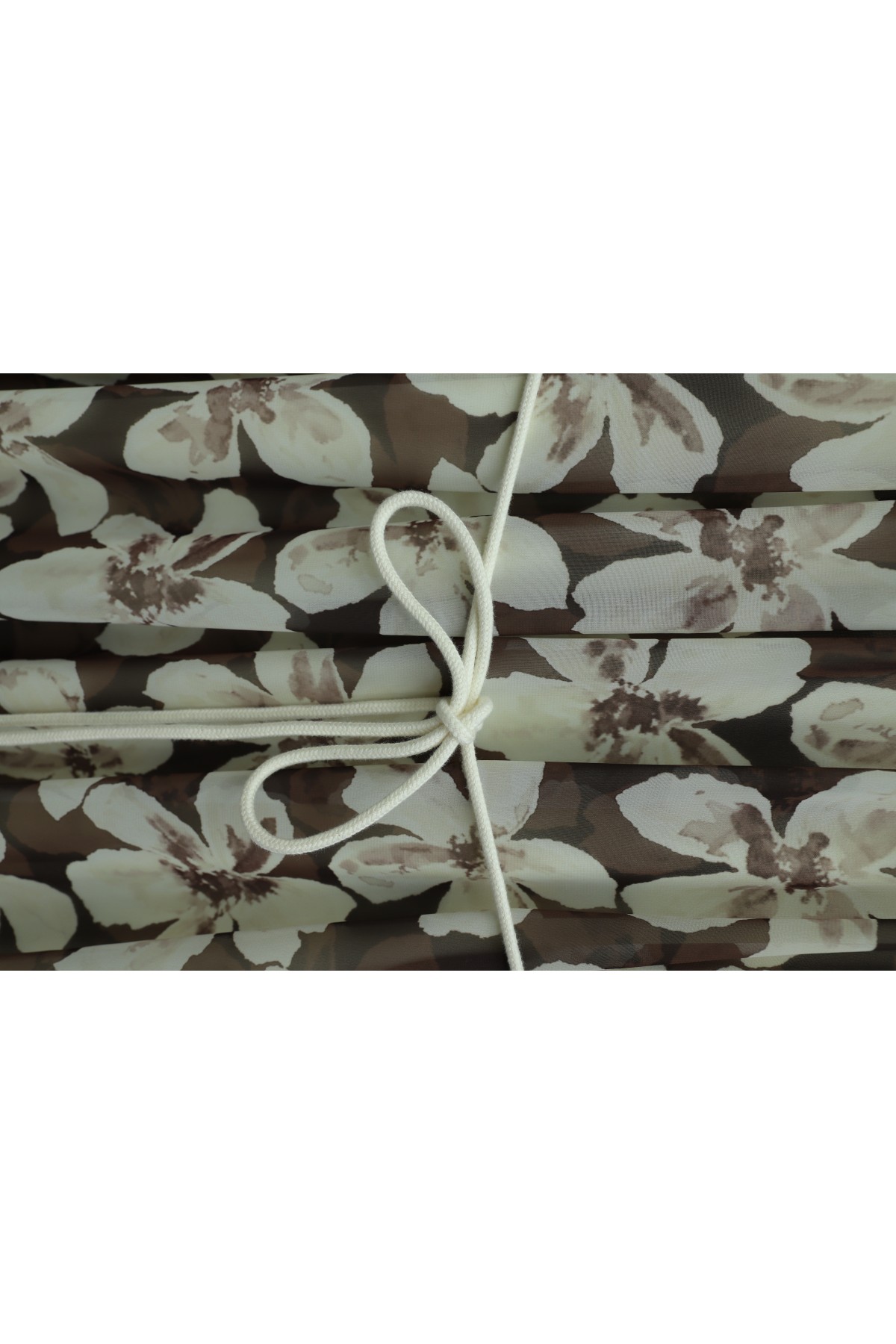 فستان شيفون مبطن بخصر مكشكش وحزام -بنى