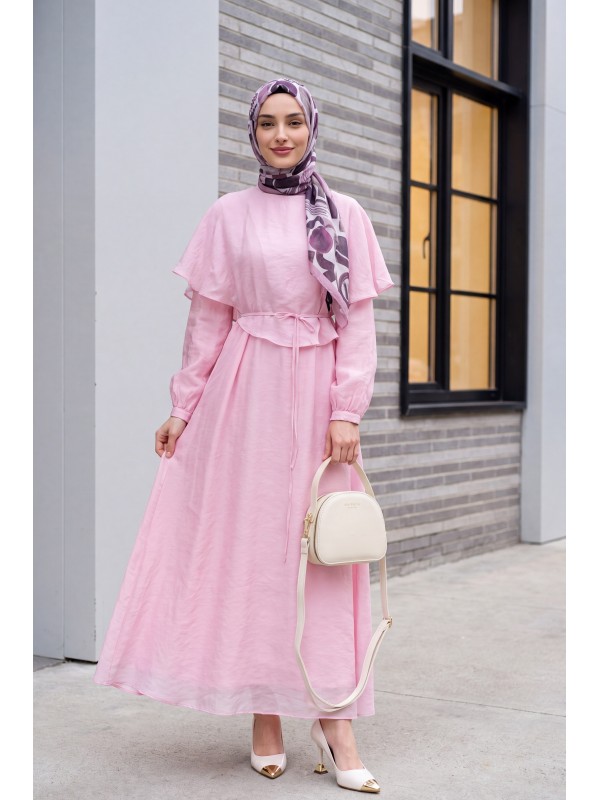 Yakası Pelerin Detaylı Astarlı Kemerli Tül Modal Elbise -Pembe