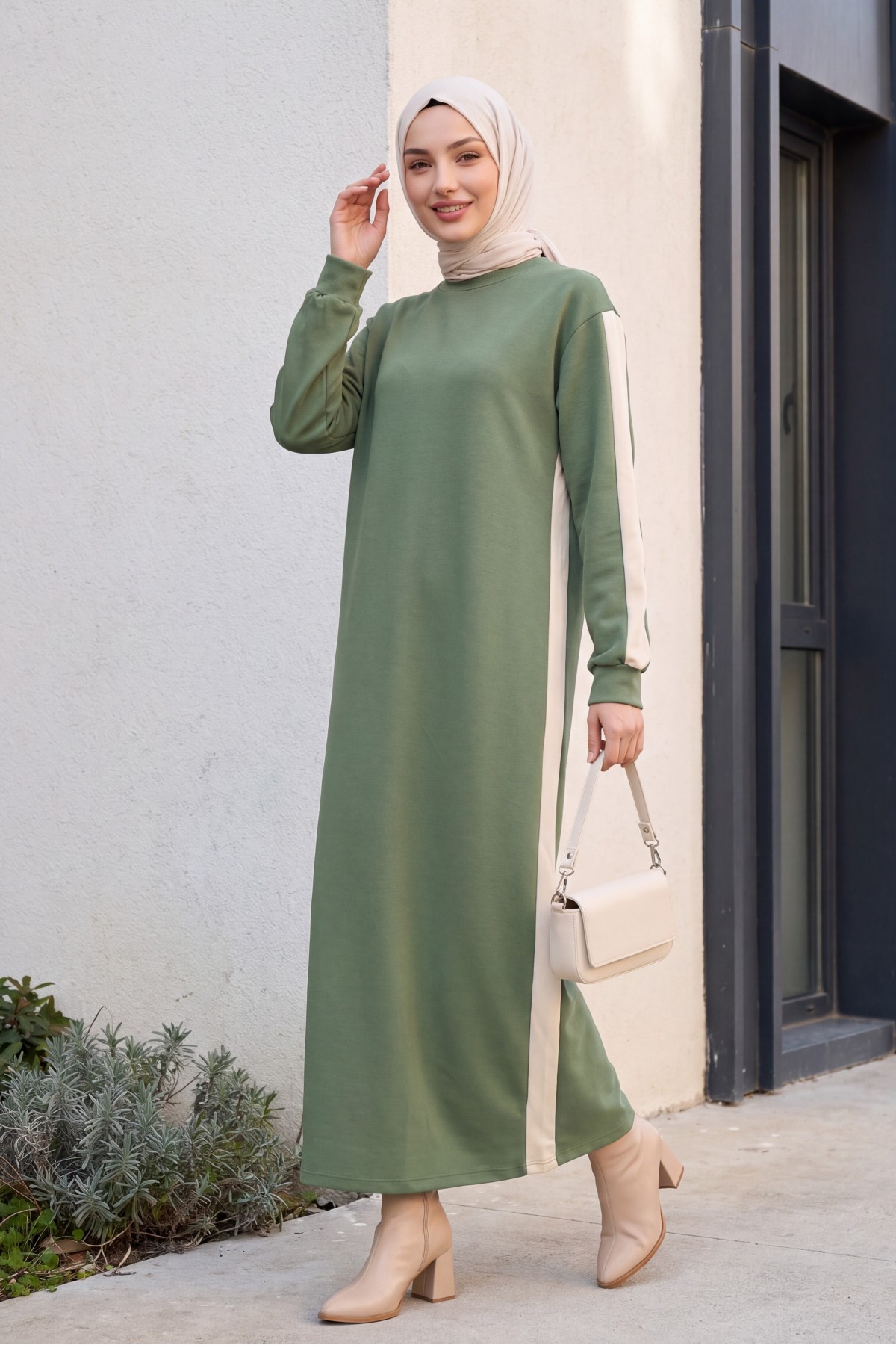 Oysho Dress with Contrasting Trim on the Sides and Sleeve -Khaki