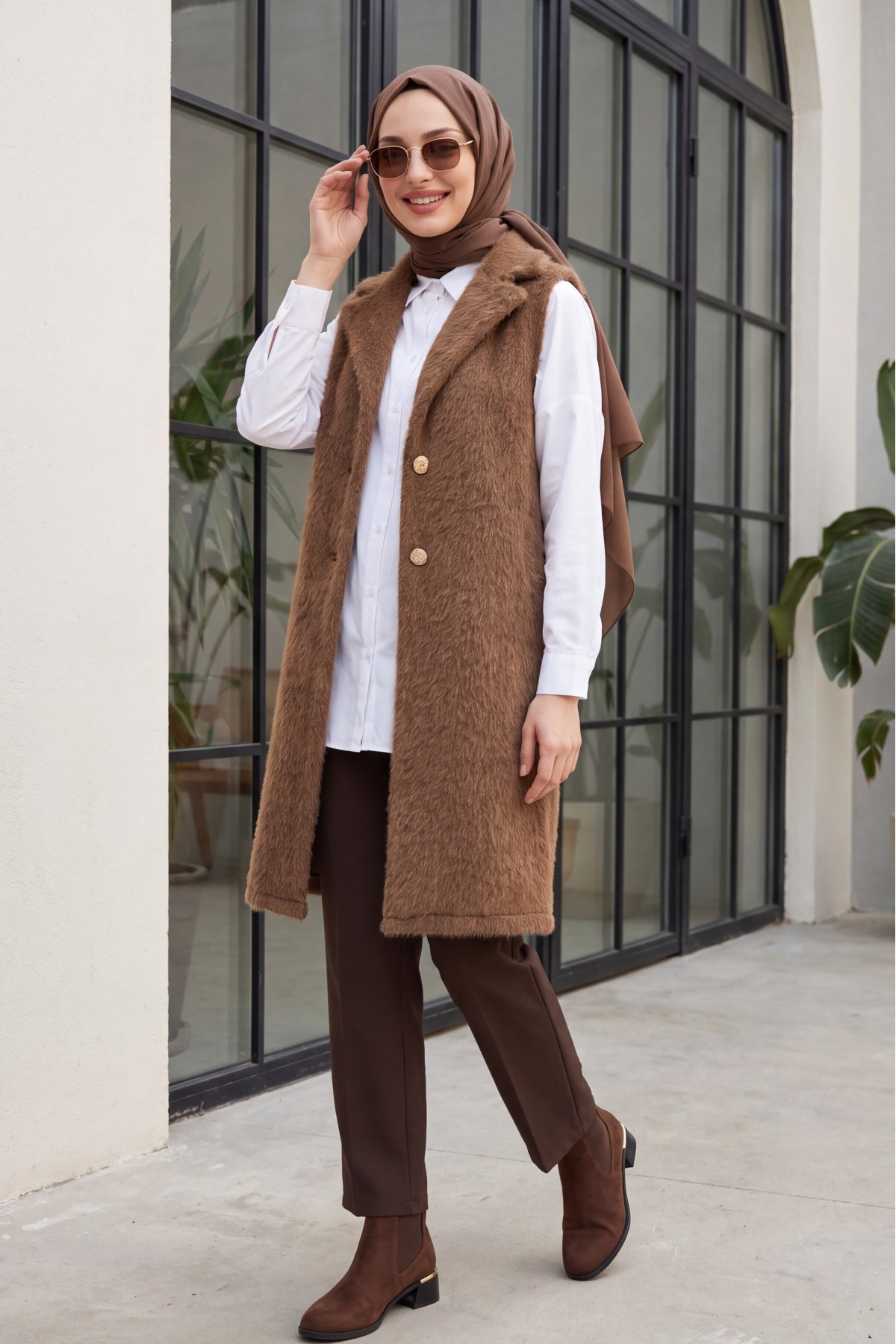 Maxmara Fabric Mid-Length Vest with Bag Accessories -Brown