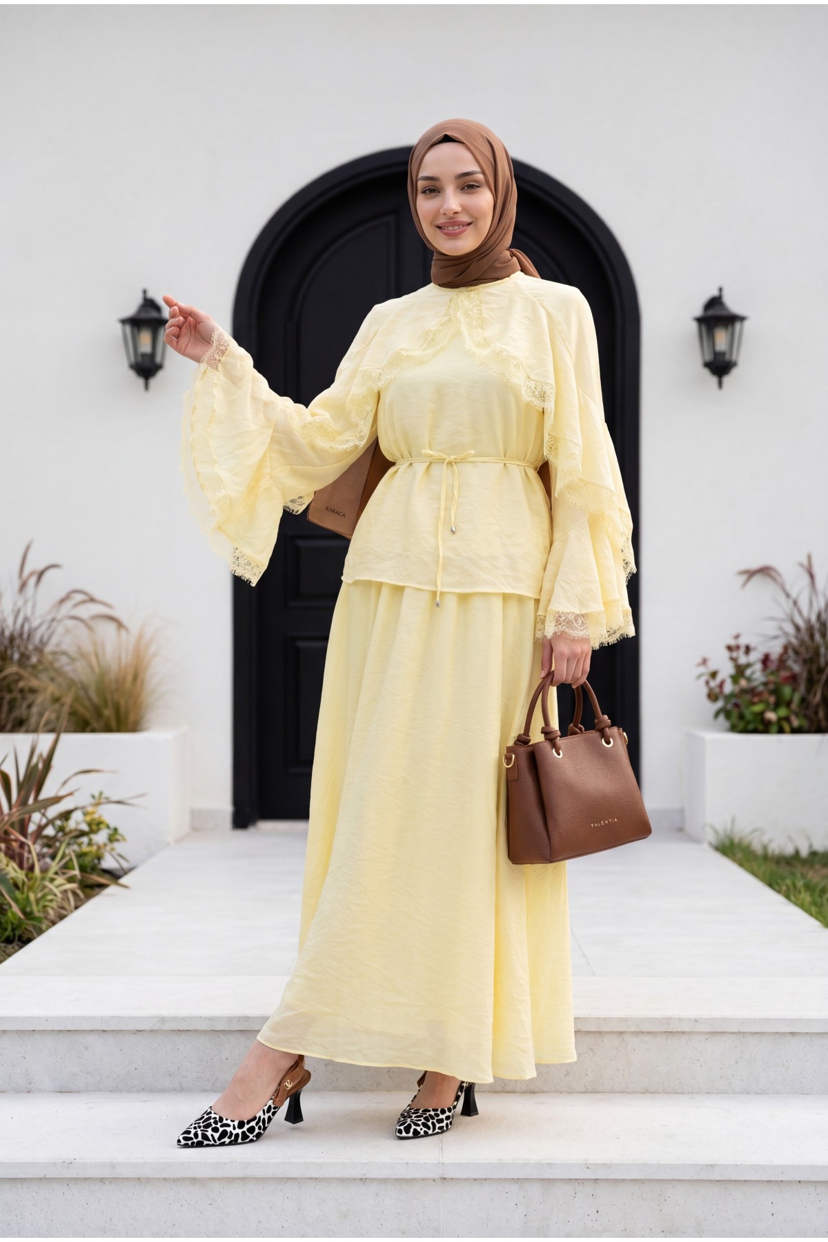 Lace-detailed, Spanish-style sleeve, lined, belted tulle voile skirt set -Yellow