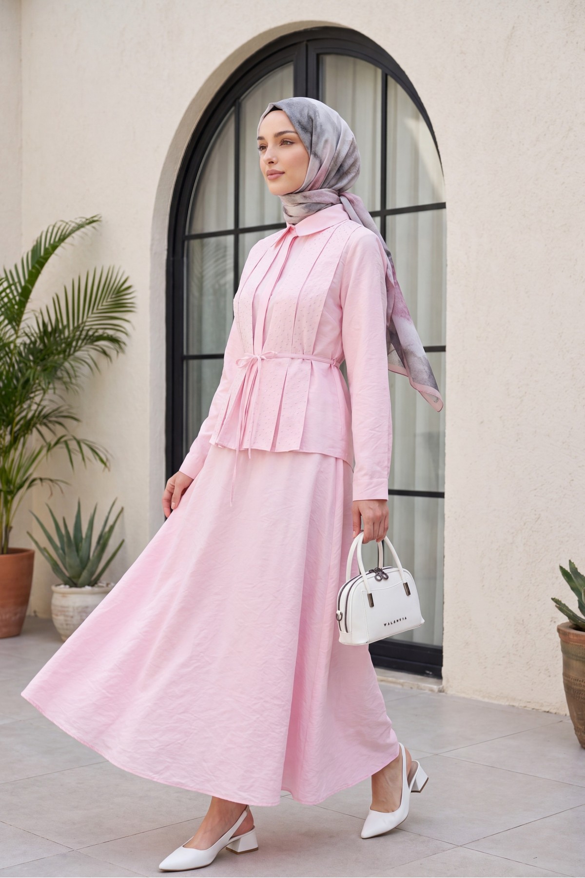 Polyviscose Set with Stone Detail at the Front and Belted Skirt, Lined -Powder