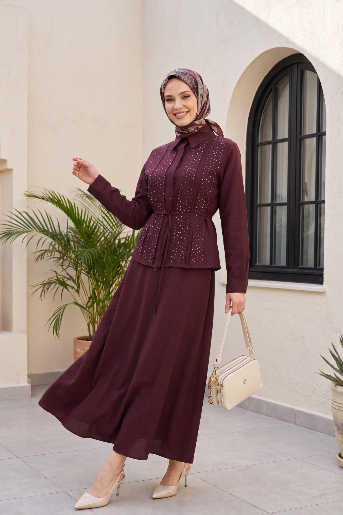 Polyviscose Set with Stone Detail at the Front and Belted Skirt, Lined -Dark Bordo