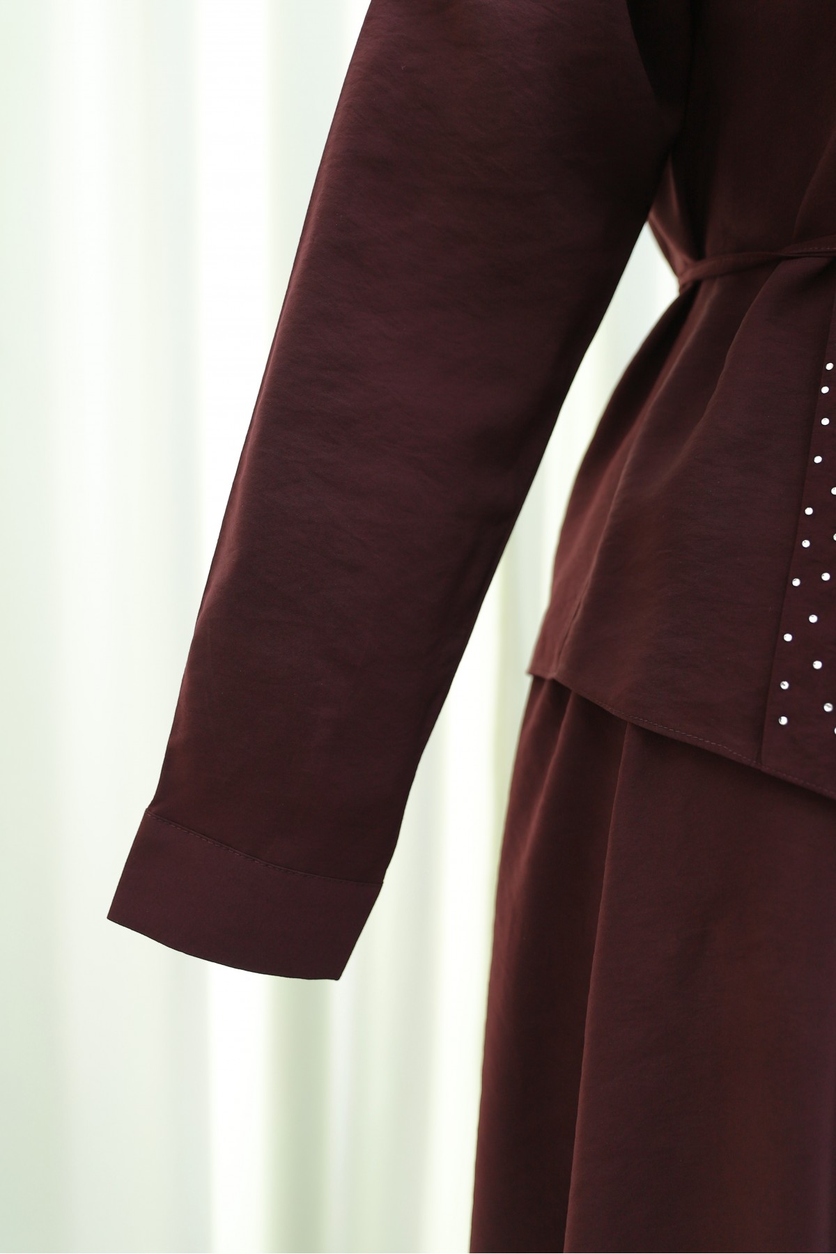 Polyviscose Set with Stone Detail at the Front and Belted Skirt, Lined -Dark Bordo