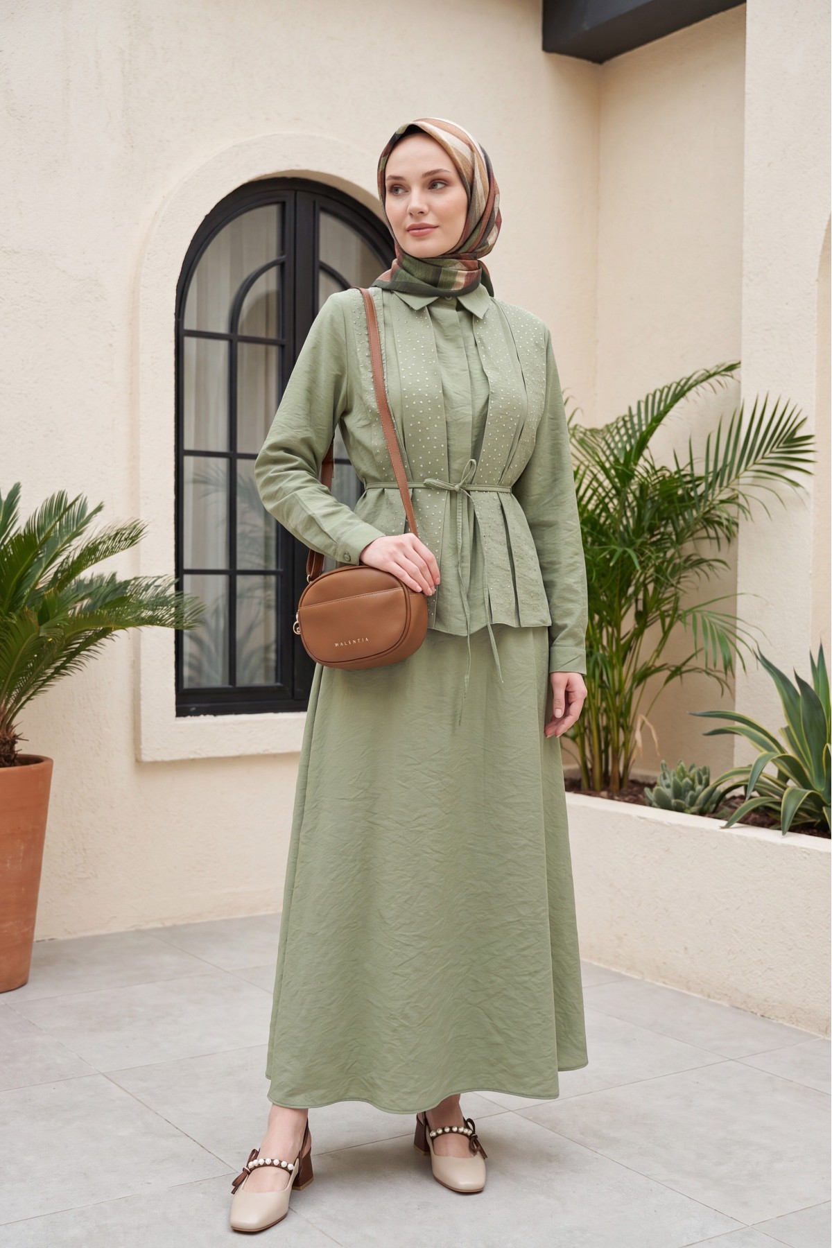Polyviscose Set with Stone Detail at the Front and Belted Skirt, Lined -Cagla Green