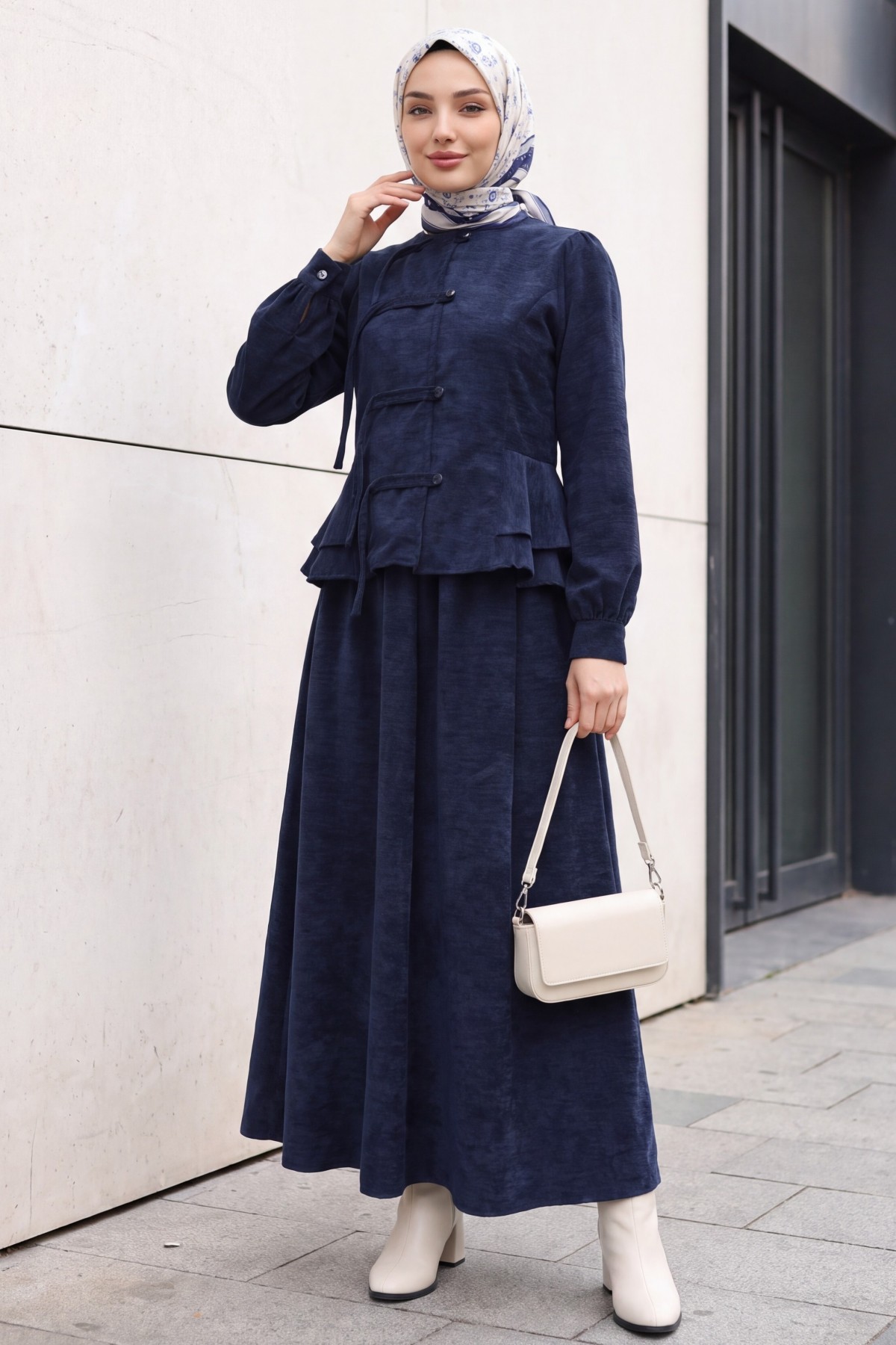 Velvet Set with Button-Front Skirt Featuring Pleat Detail -Navy blue