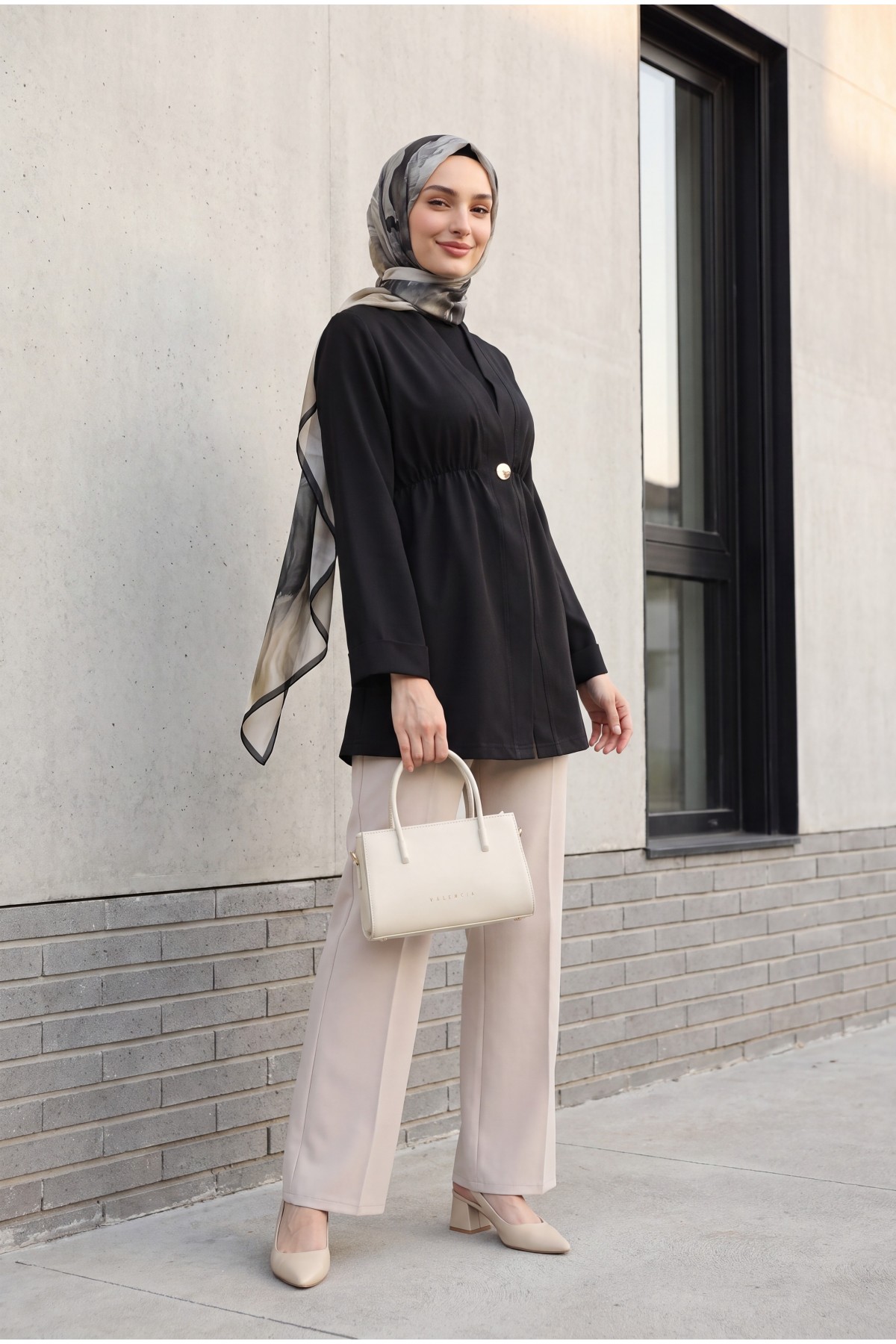 Crepe Kimono with Elastic Waist, Fold-Up Sleeves, and One Button -Black
