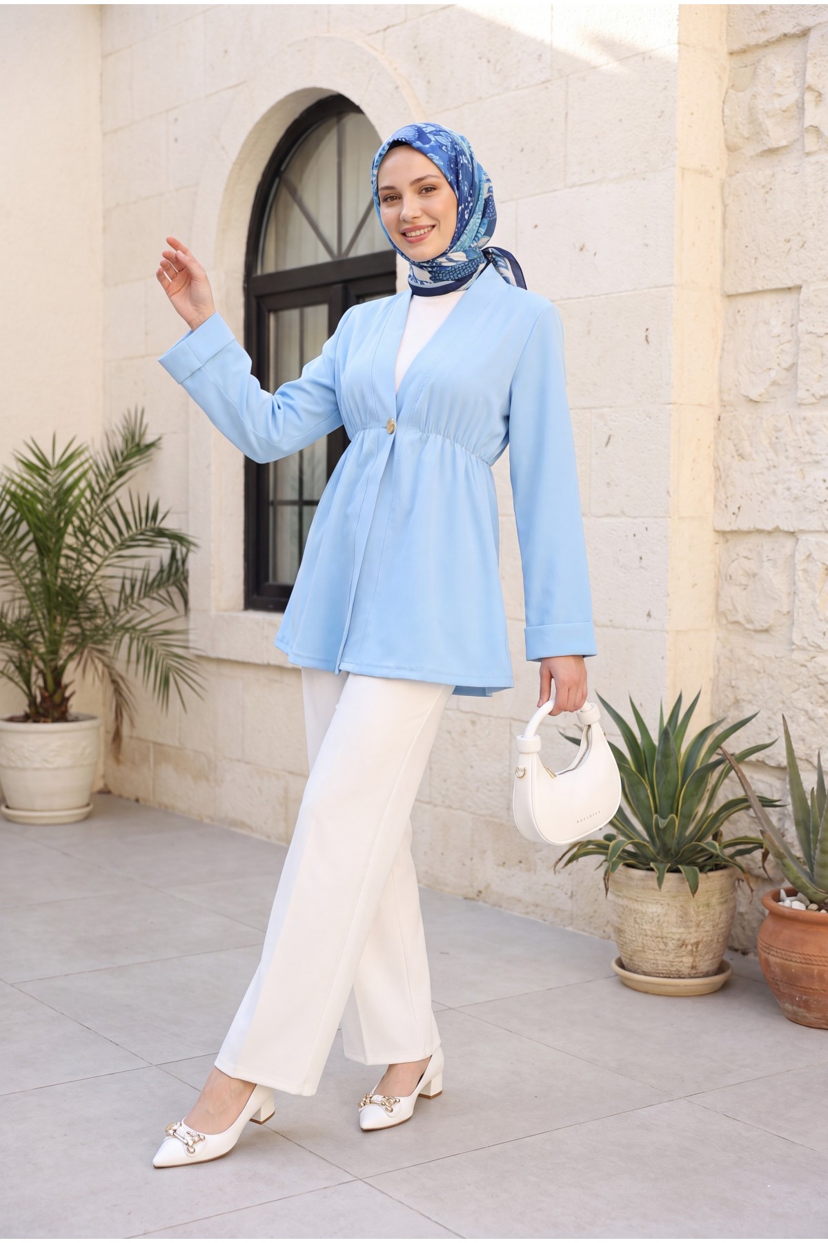 Beli Lastikli Kolu Katlamalı Tek Düğmeli Krep Kimono -Bebe Mavi