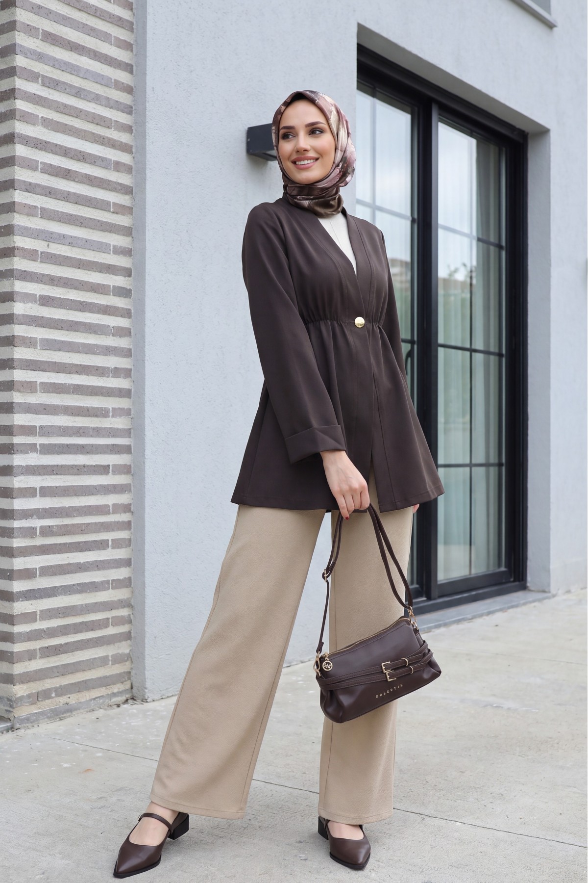 Crepe Kimono with Elastic Waist, Fold-Up Sleeves, and One Button -Dark Coffee