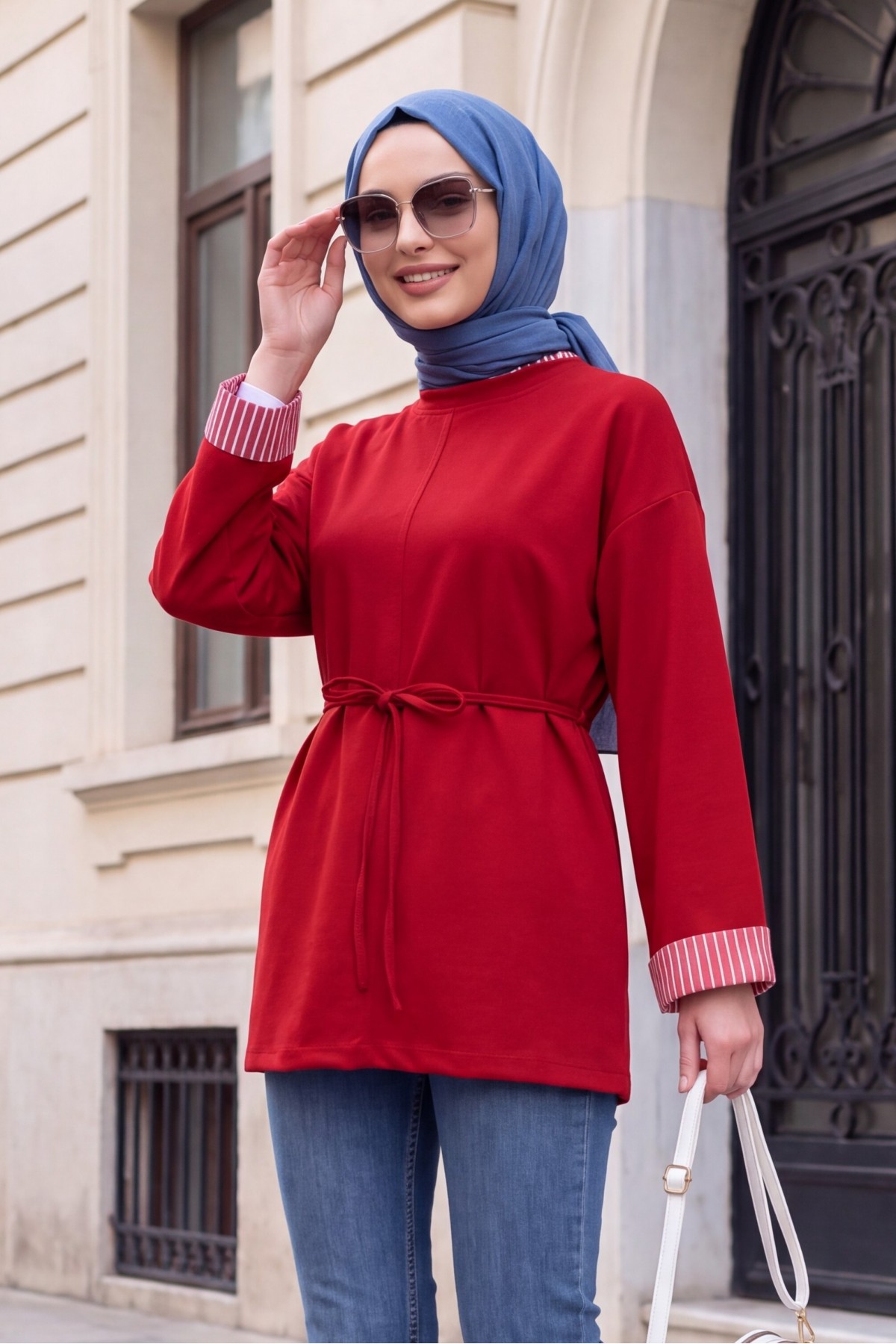 Yırtmaçlı Bisiklet Yaka Beli Bağlamalı Penye Sweat -Kırmızı
