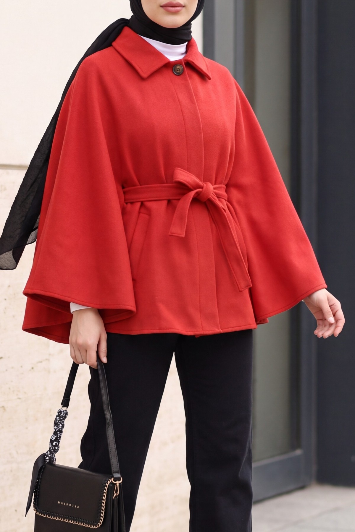 Single-Button Wool-Blend Poncho with a Belted Waist -Red