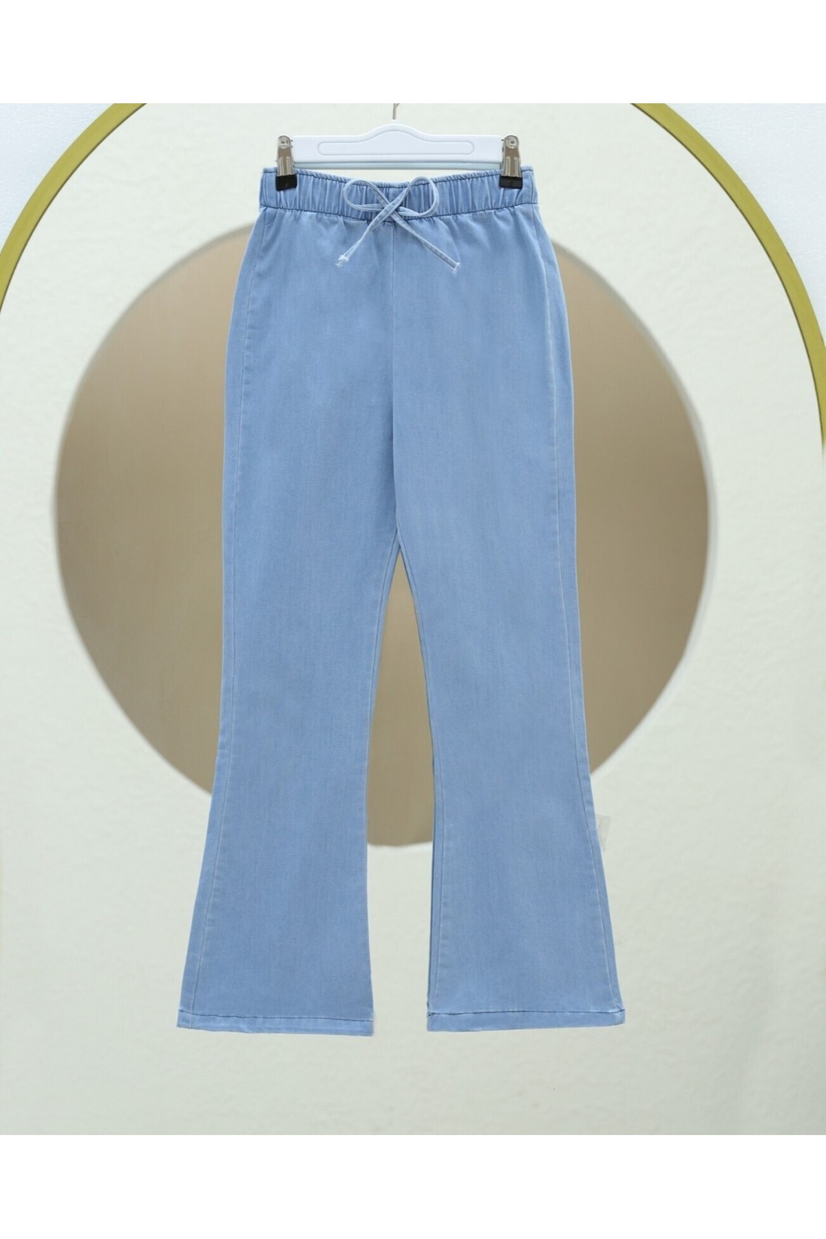 Spanish Leg Lace Detail Jeans   -Light blue