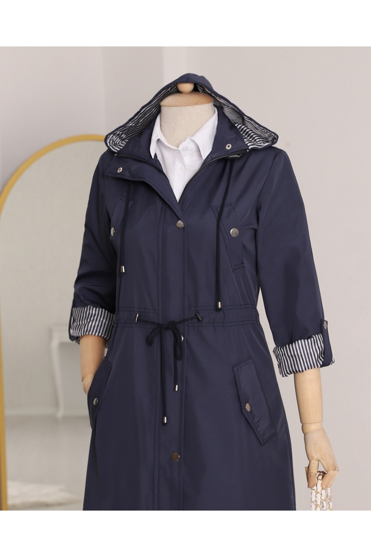 Striped Trench Coat    -Navy blue