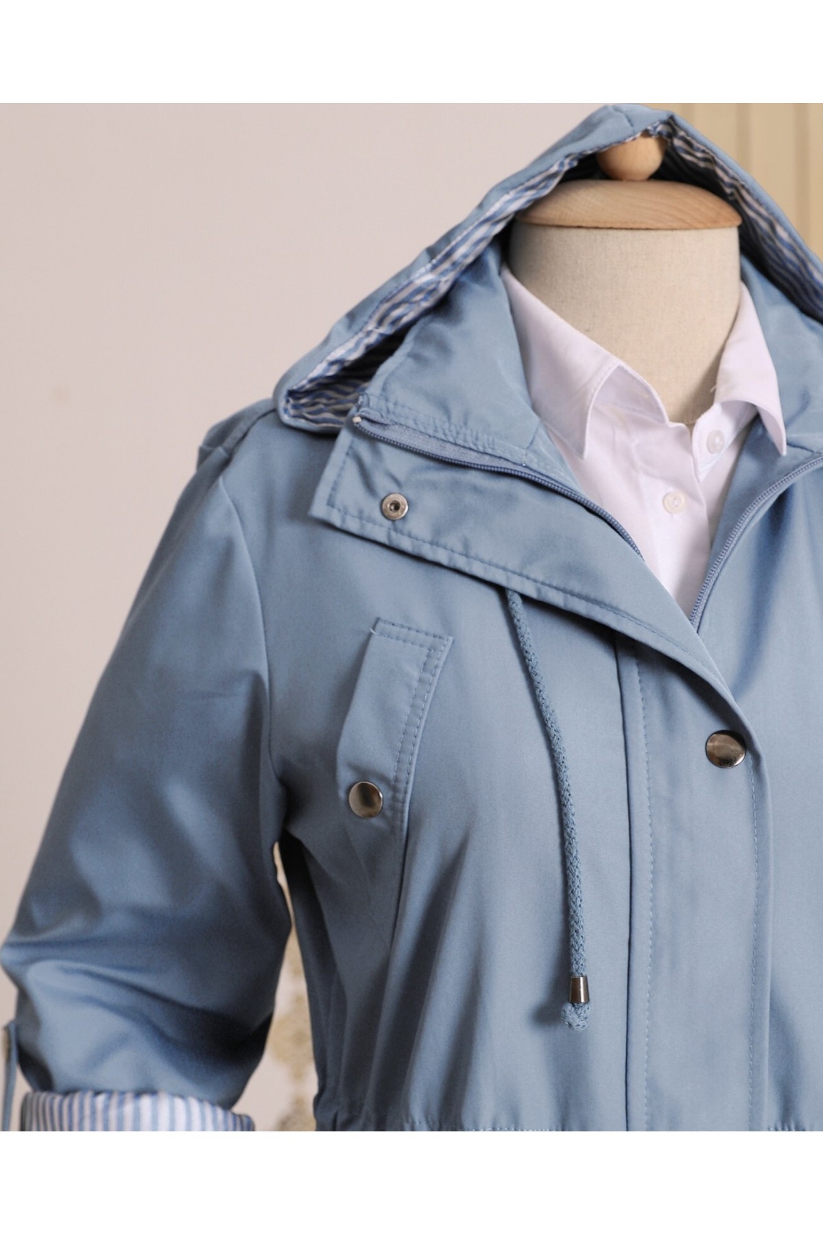 Striped Trench Coat    -Blue