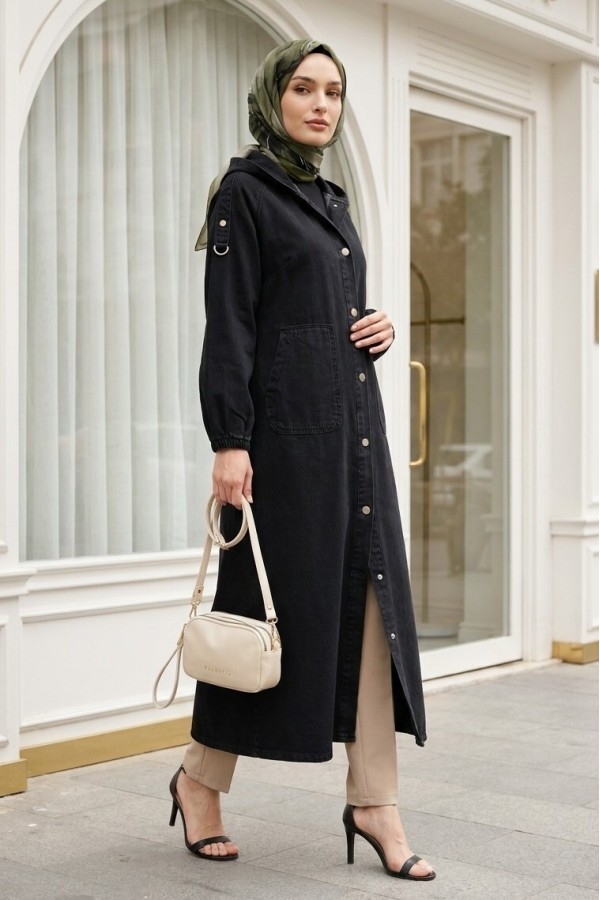 Button -Black