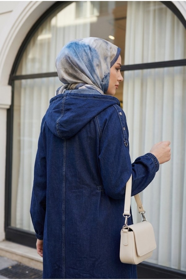Button -Navy blue