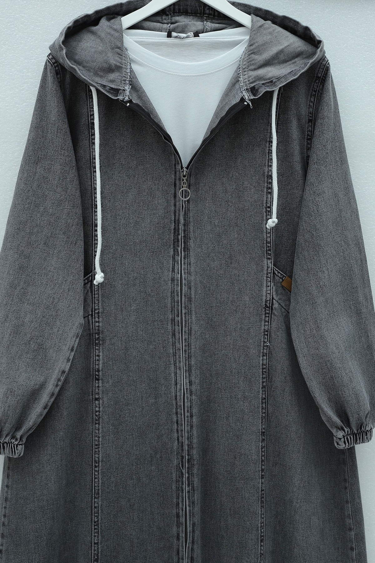 Full-Zip Hooded Denim Jacket with Elasticated Cuffs and Pockets -Smoked 