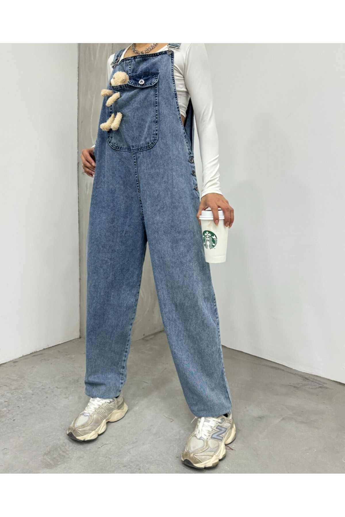 Ayıcık Detaylı Askılı Yanları Düğmeli Kot Tulum  -Buz Mavi