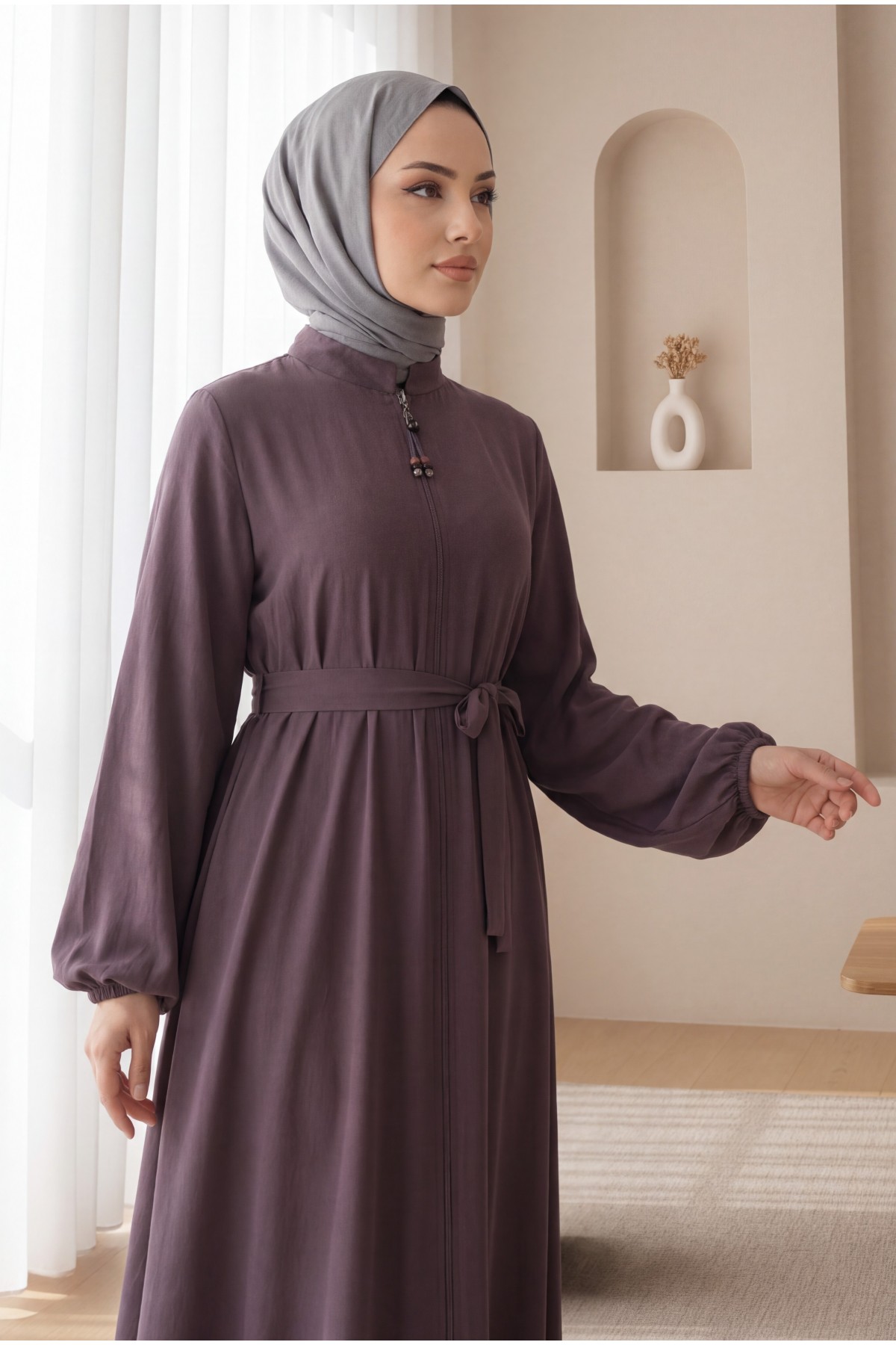 Abaya with Elasticated Sleeves and Waist Belt and Zipper from the Neck -Cherry Color